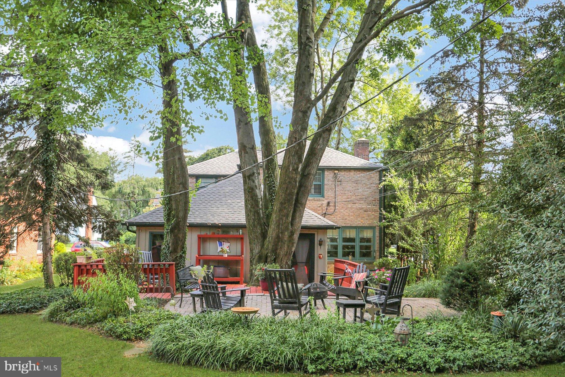 NEW CUMBERLAND BOROUGH - Residential