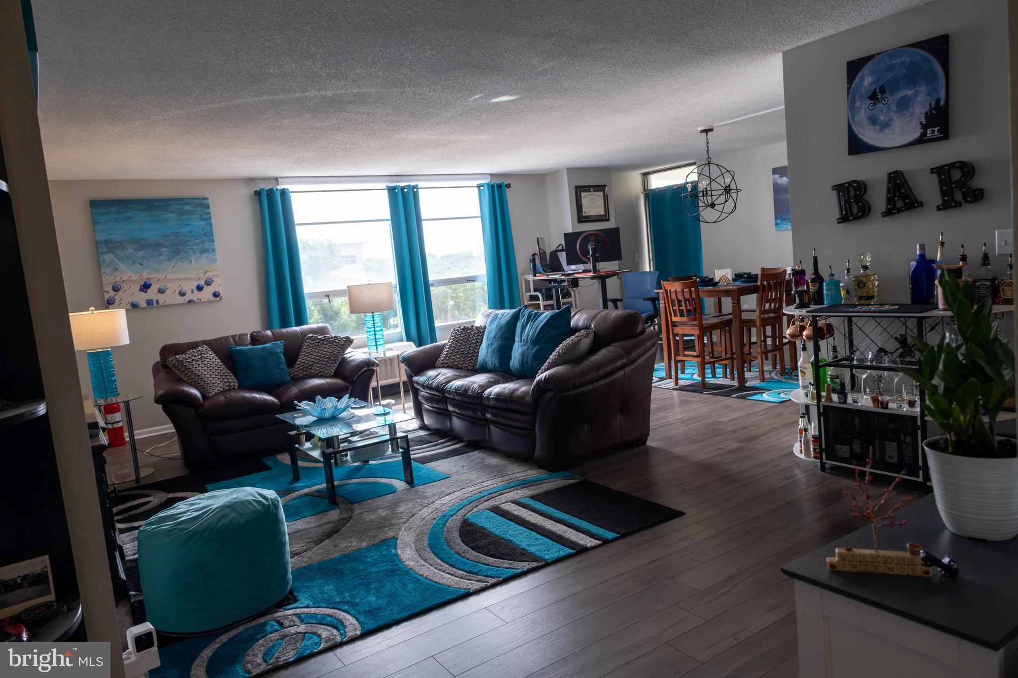 THE RIDGELY - Residential