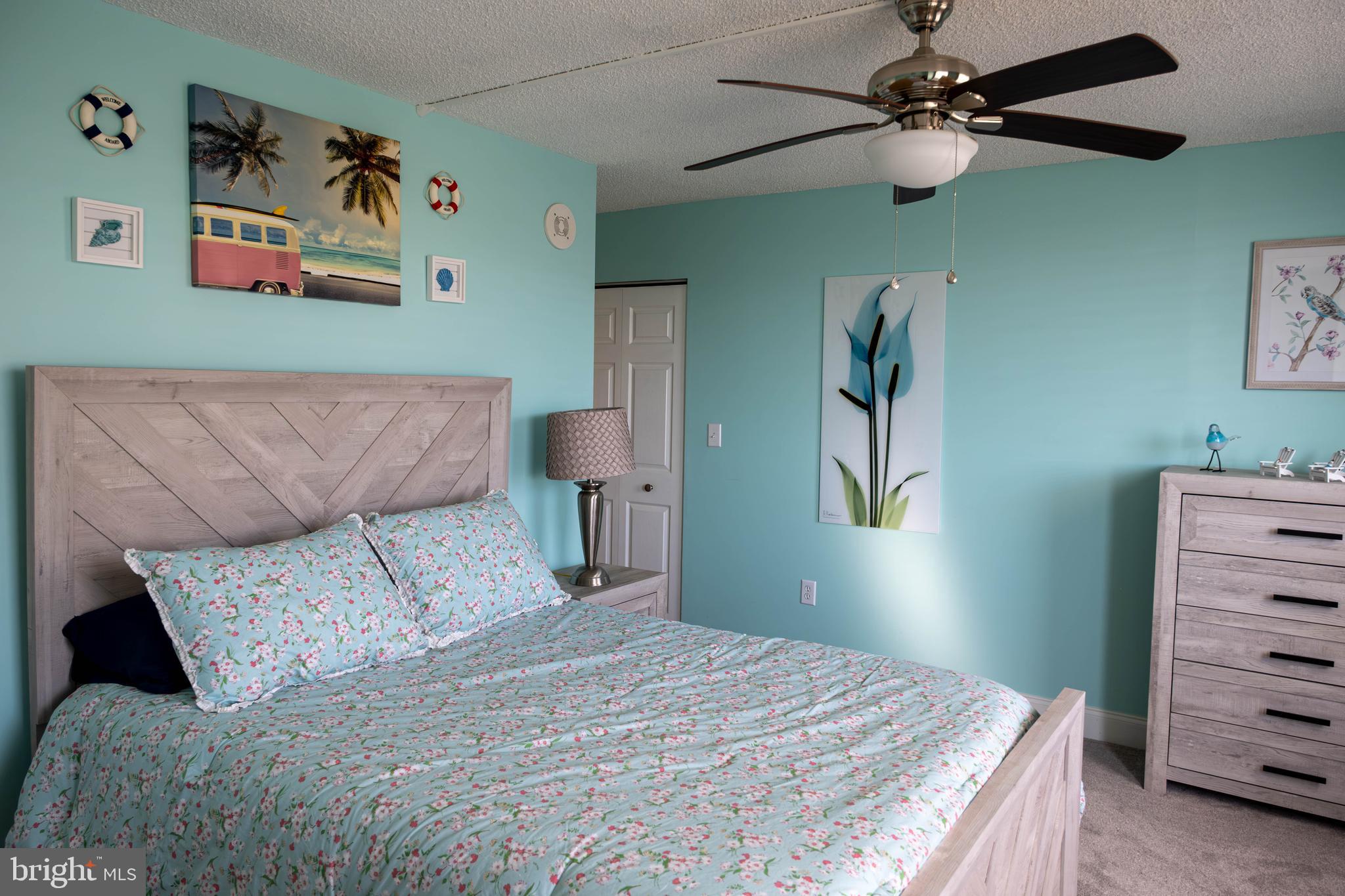THE RIDGELY - Residential