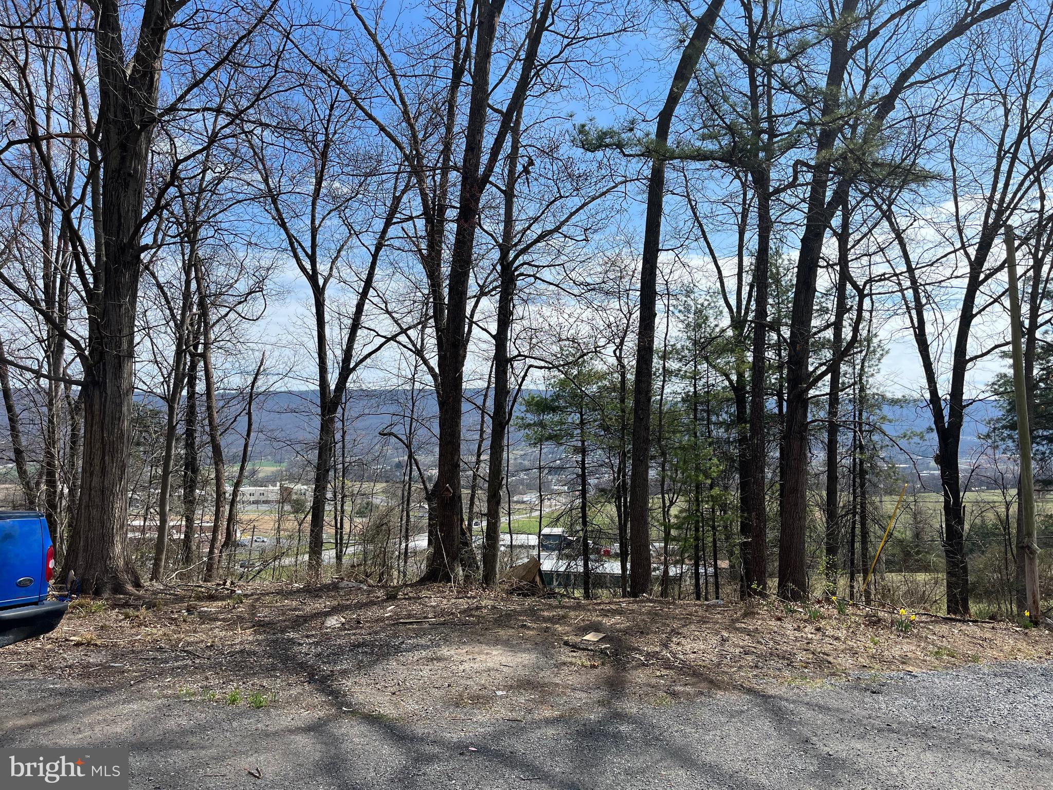 MC CONNELLSBURG - Residential