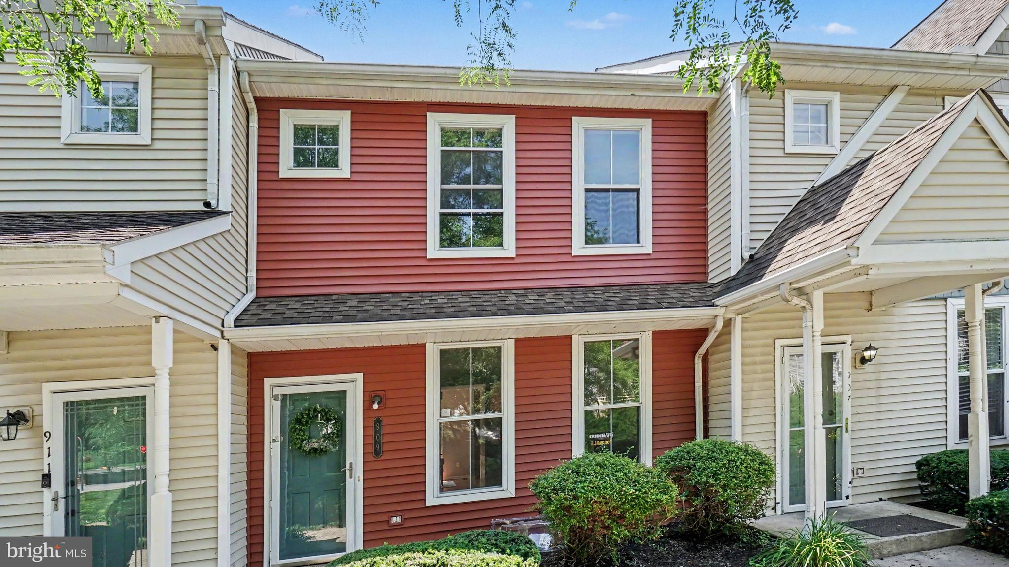 PENN CROSSING - Residential