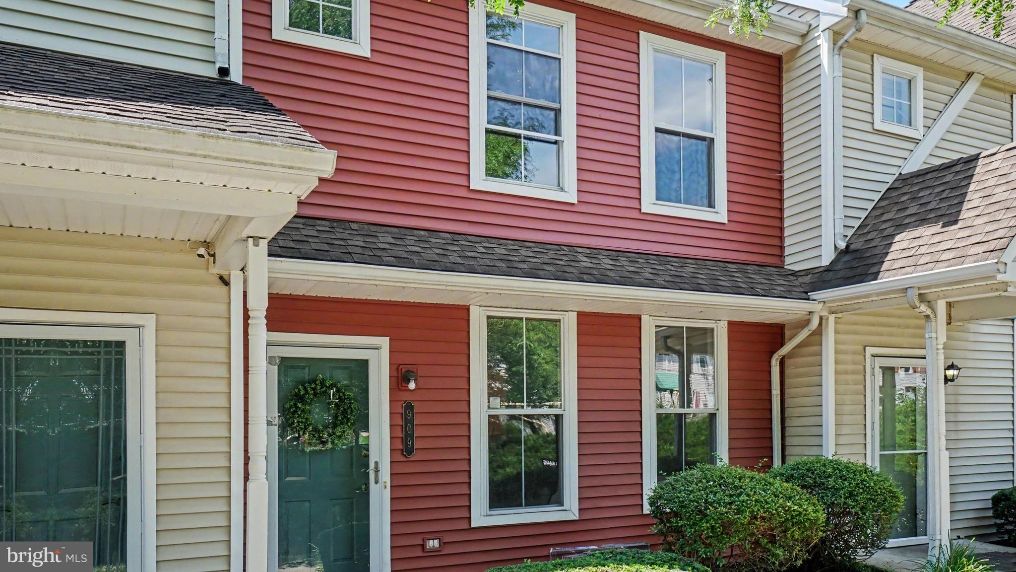 PENN CROSSING - Residential