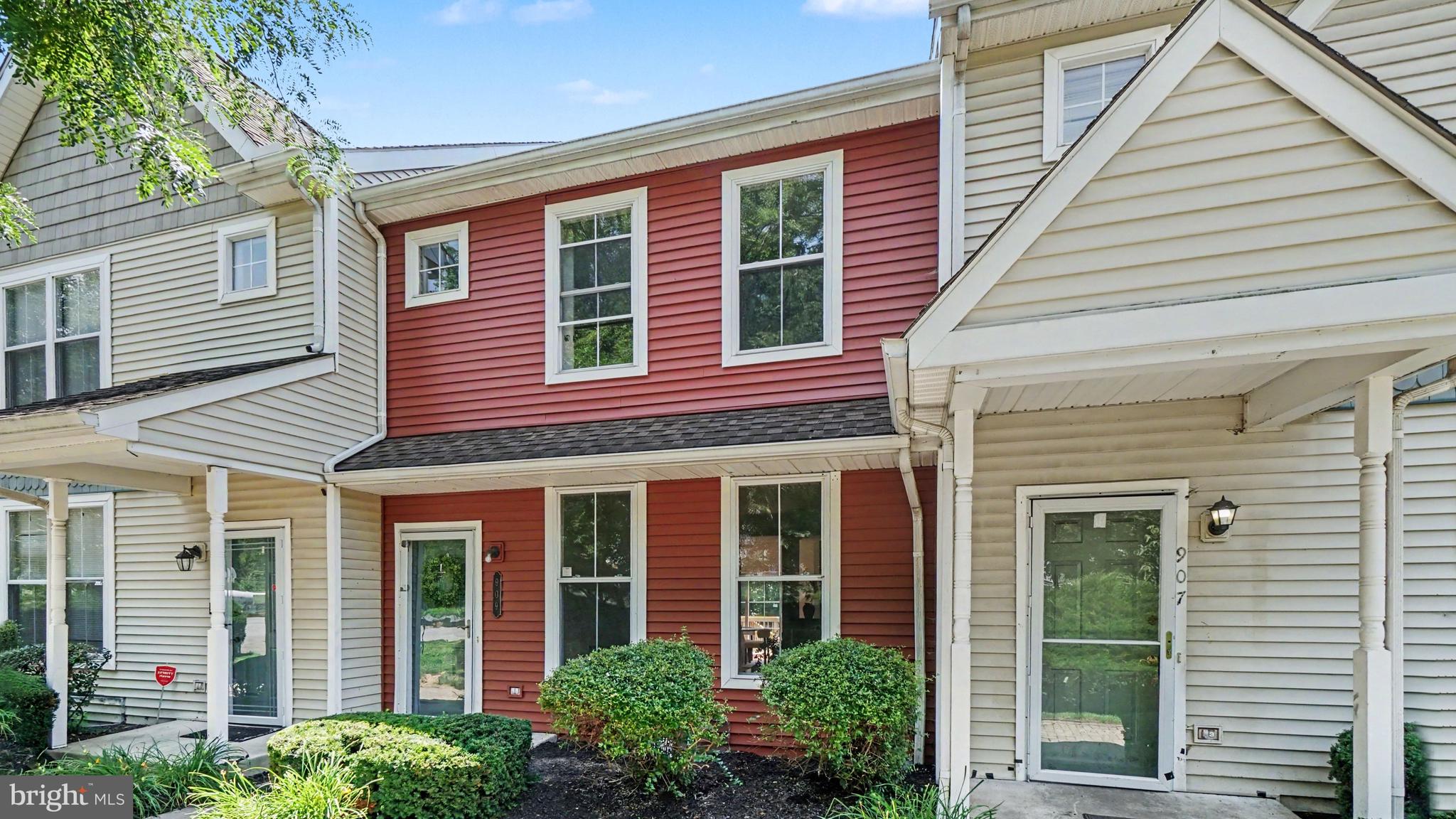 PENN CROSSING - Residential