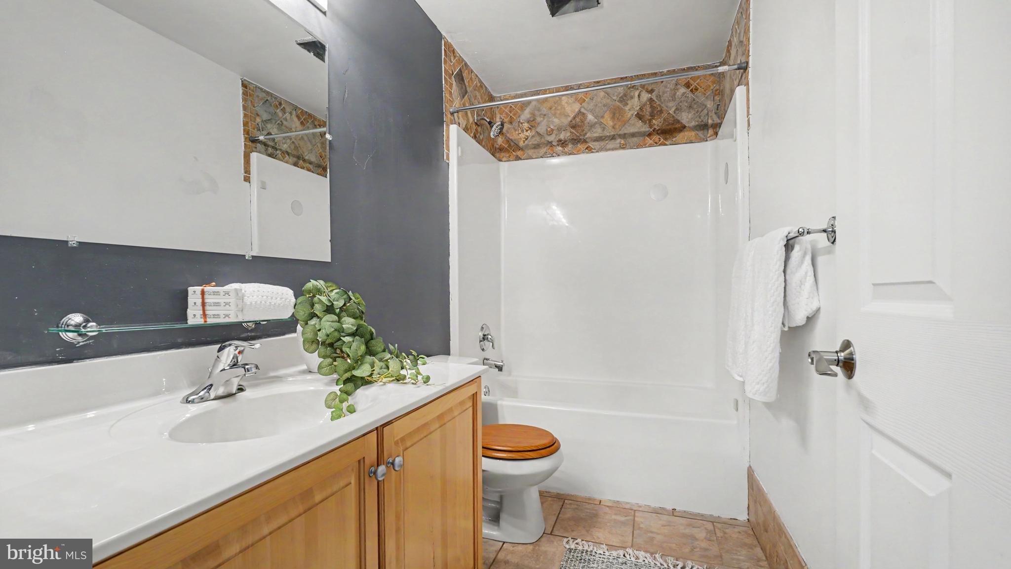 PENN CROSSING - Residential