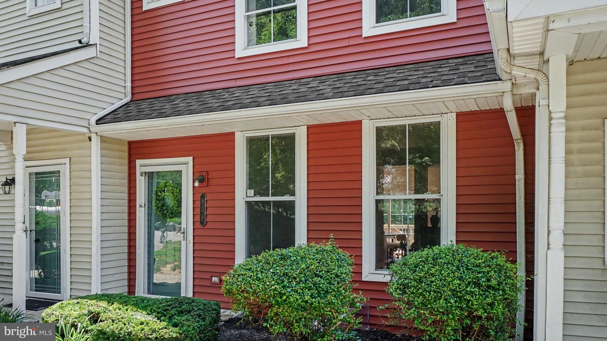 PENN CROSSING - Residential