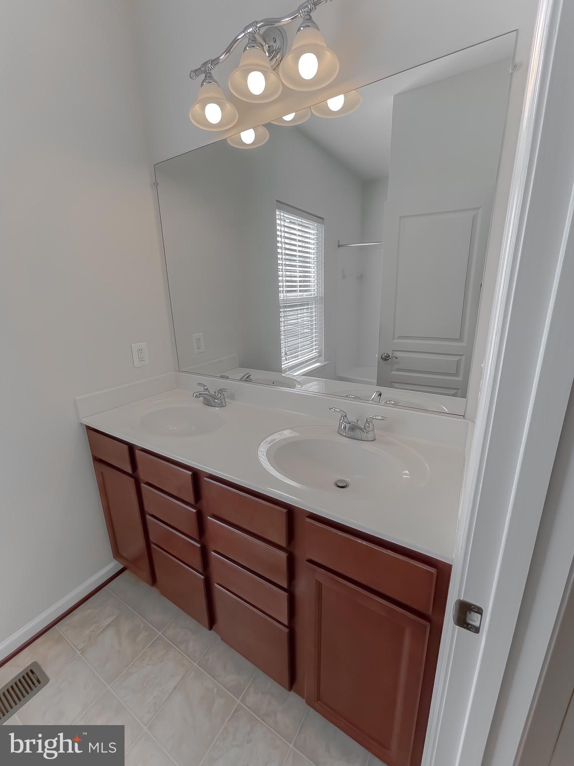 MAGNOLIA PARK AT WILDEWOOD - Residential
