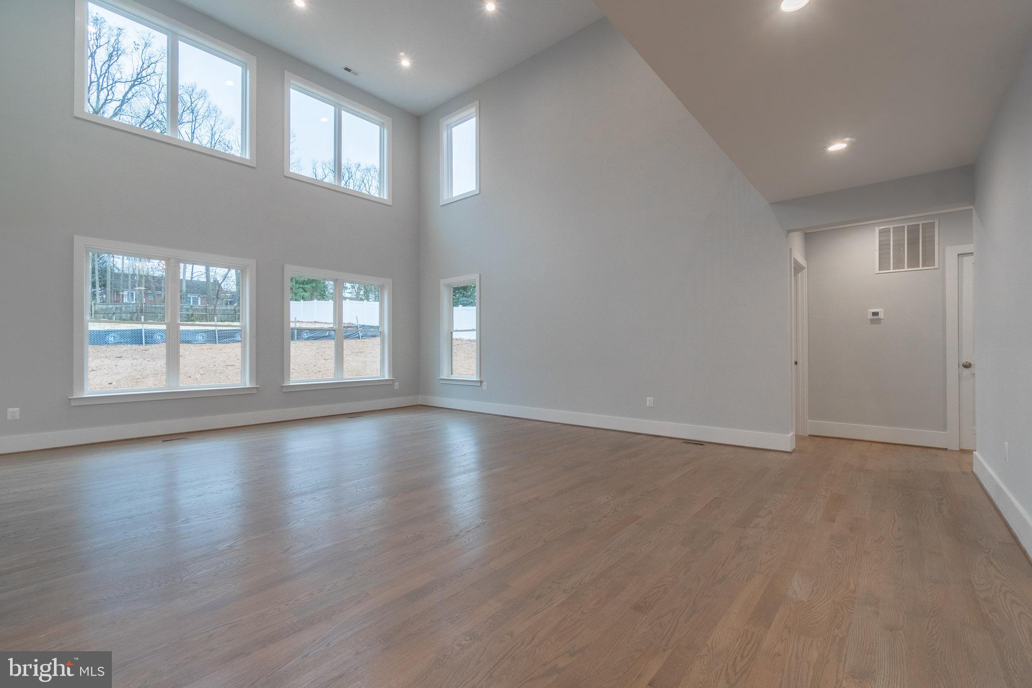 WINDSOR ESTATES - Residential