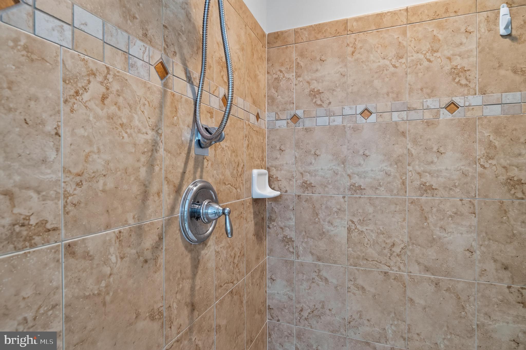 APPLECROSS - Residential