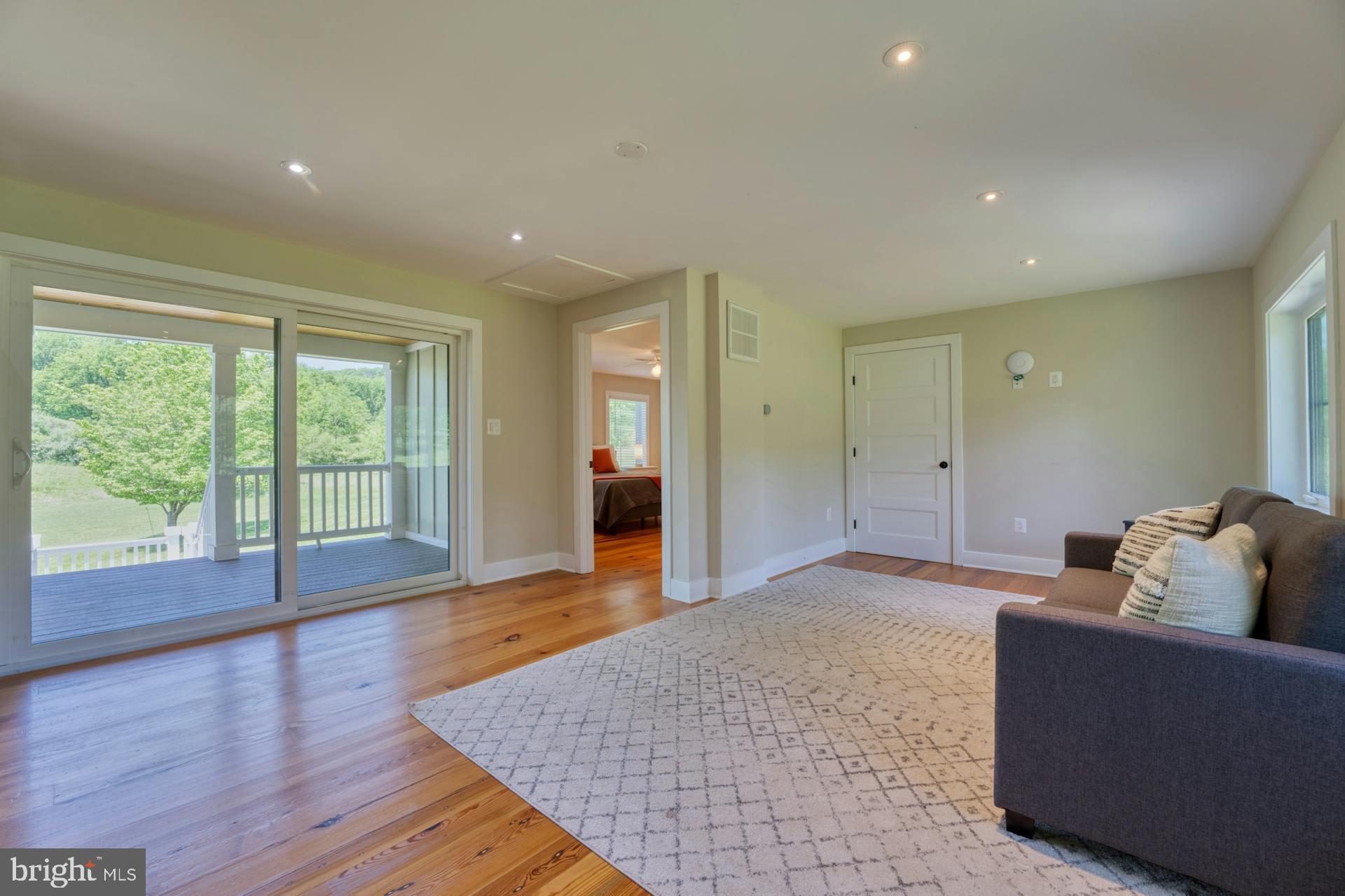 BEACON HILL - Residential