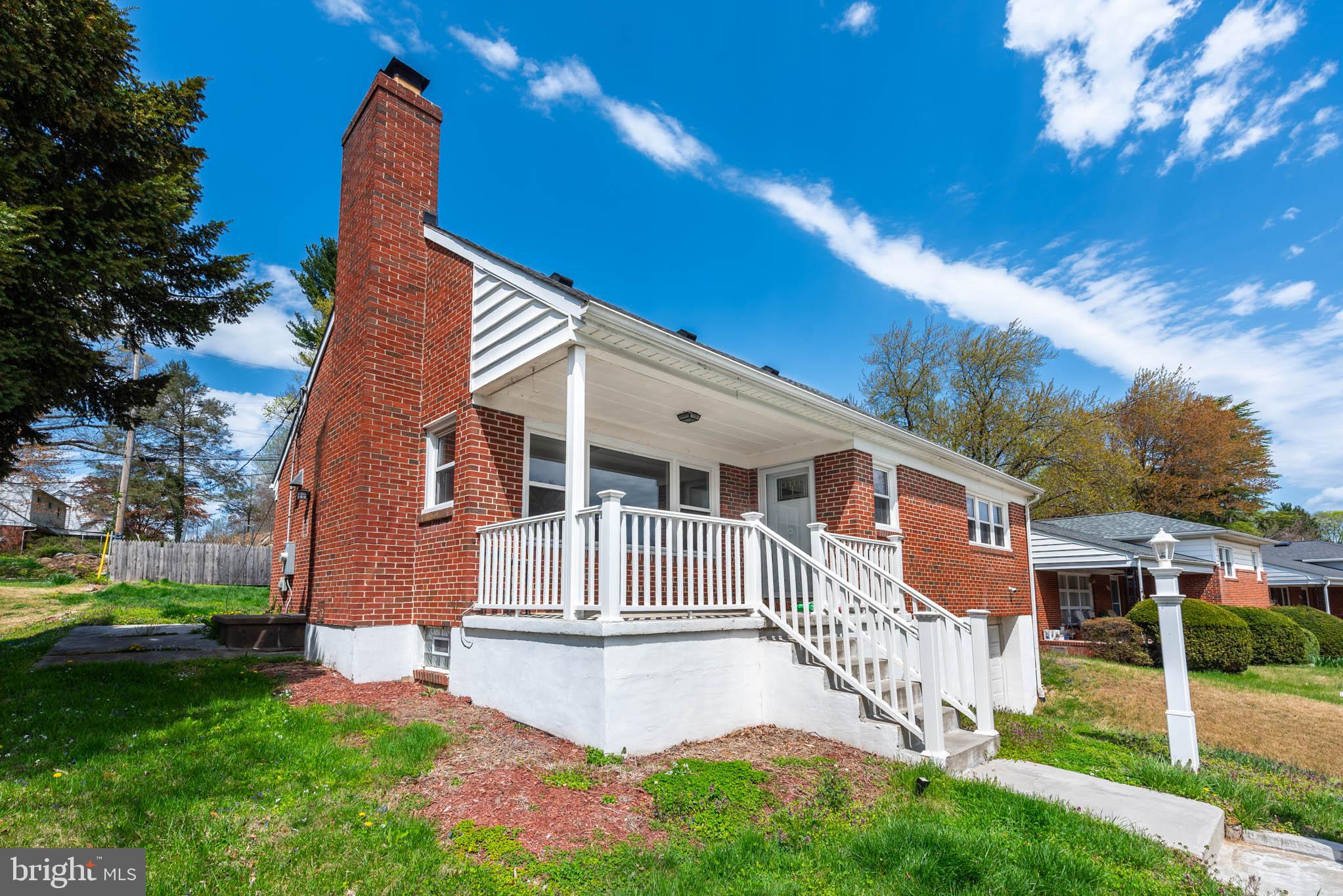 GLENDALE - Residential Income