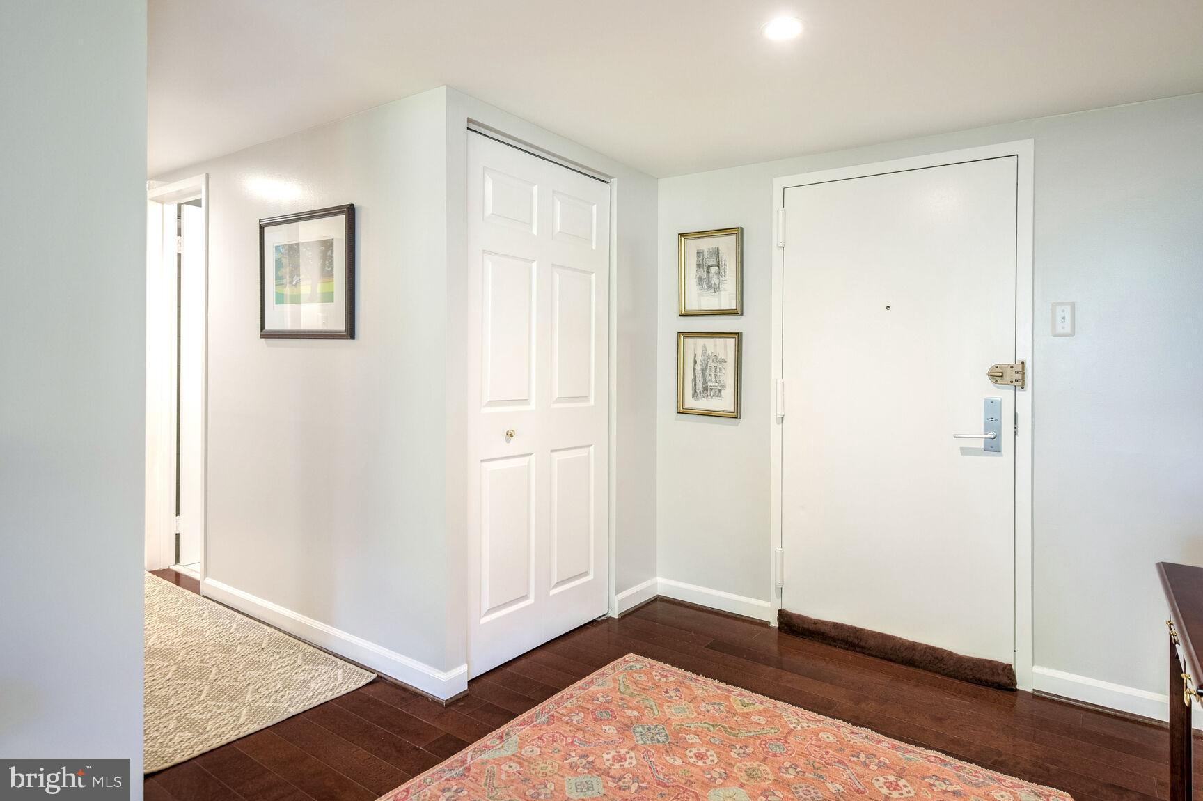 SUMNER VILLAGE - Residential