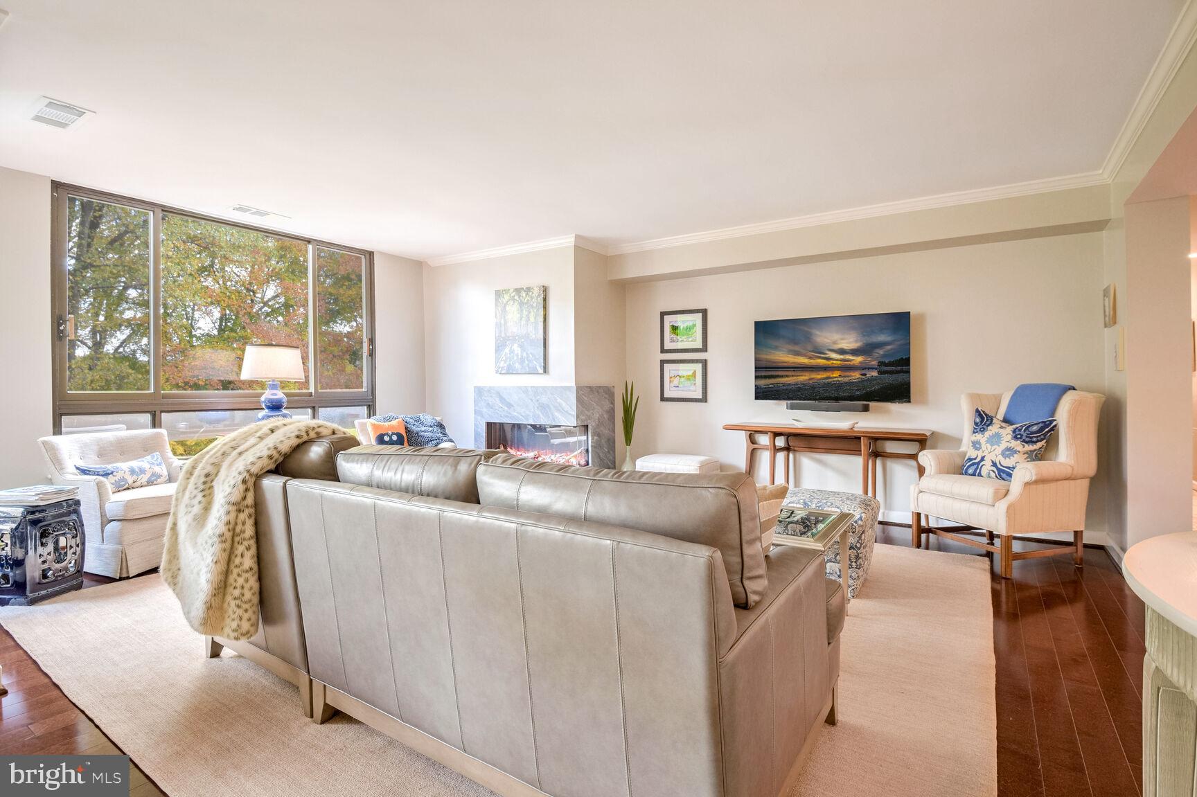 SUMNER VILLAGE - Residential