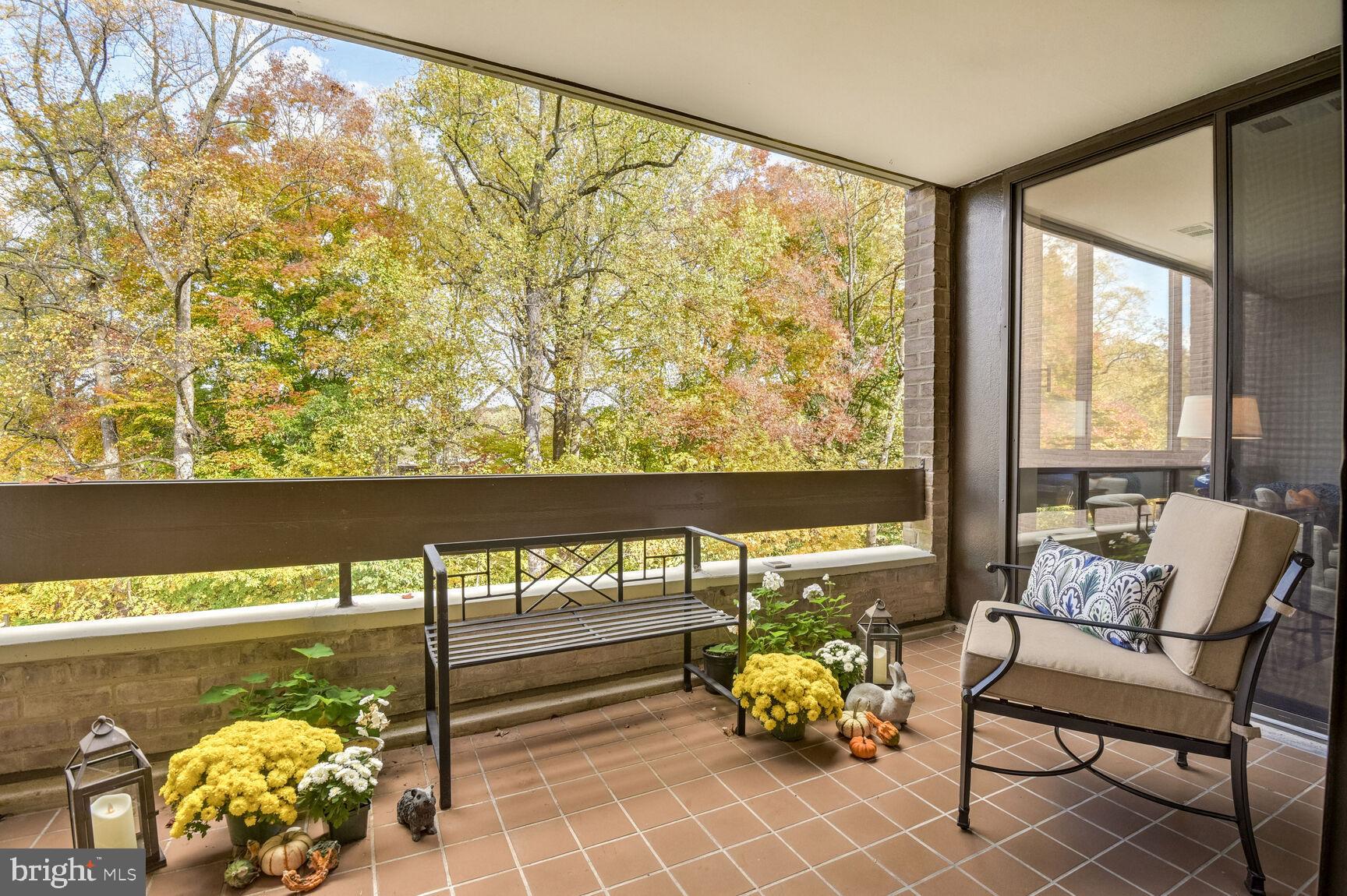 SUMNER VILLAGE - Residential