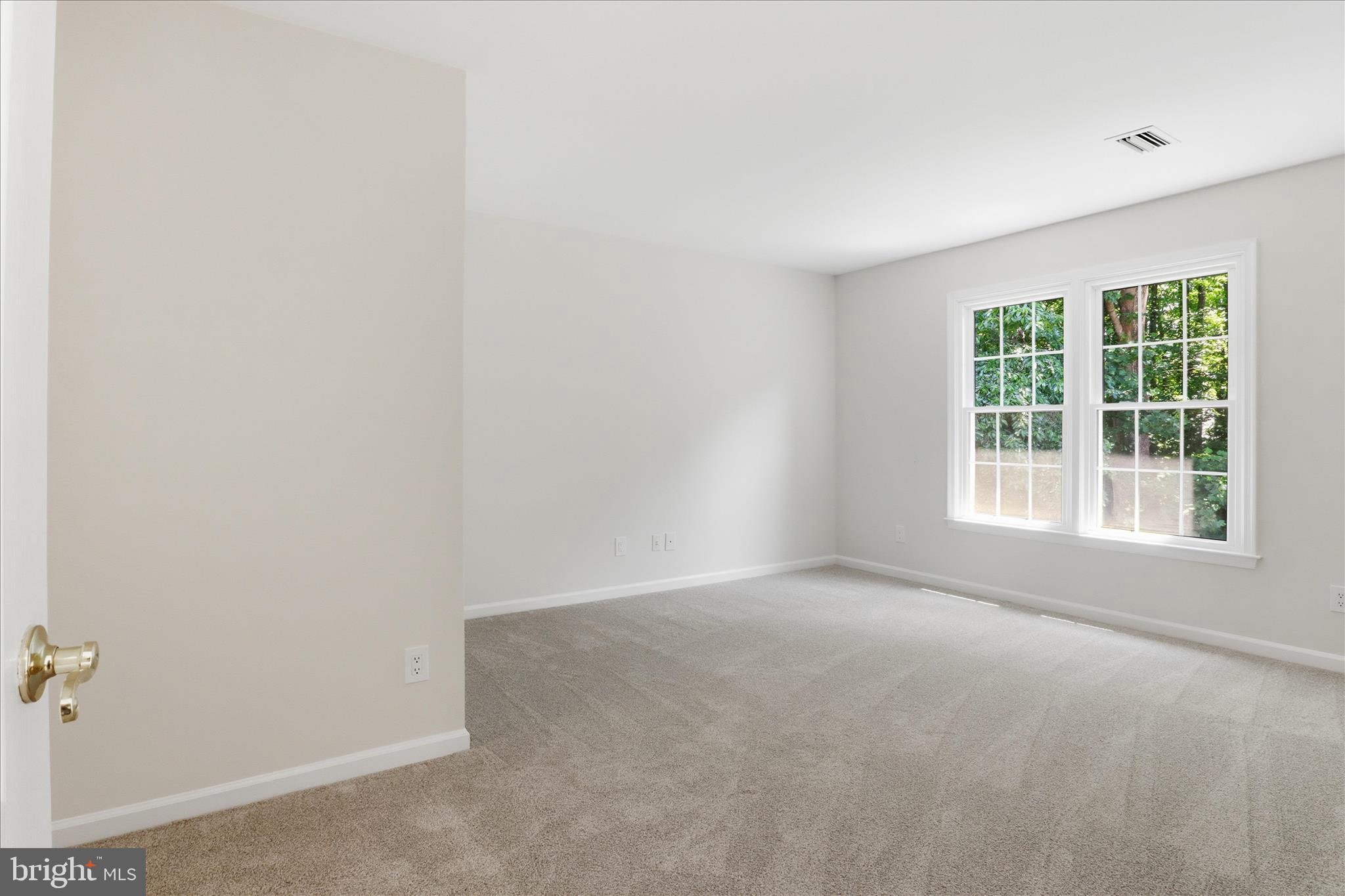CROSSPOINTE - Residential