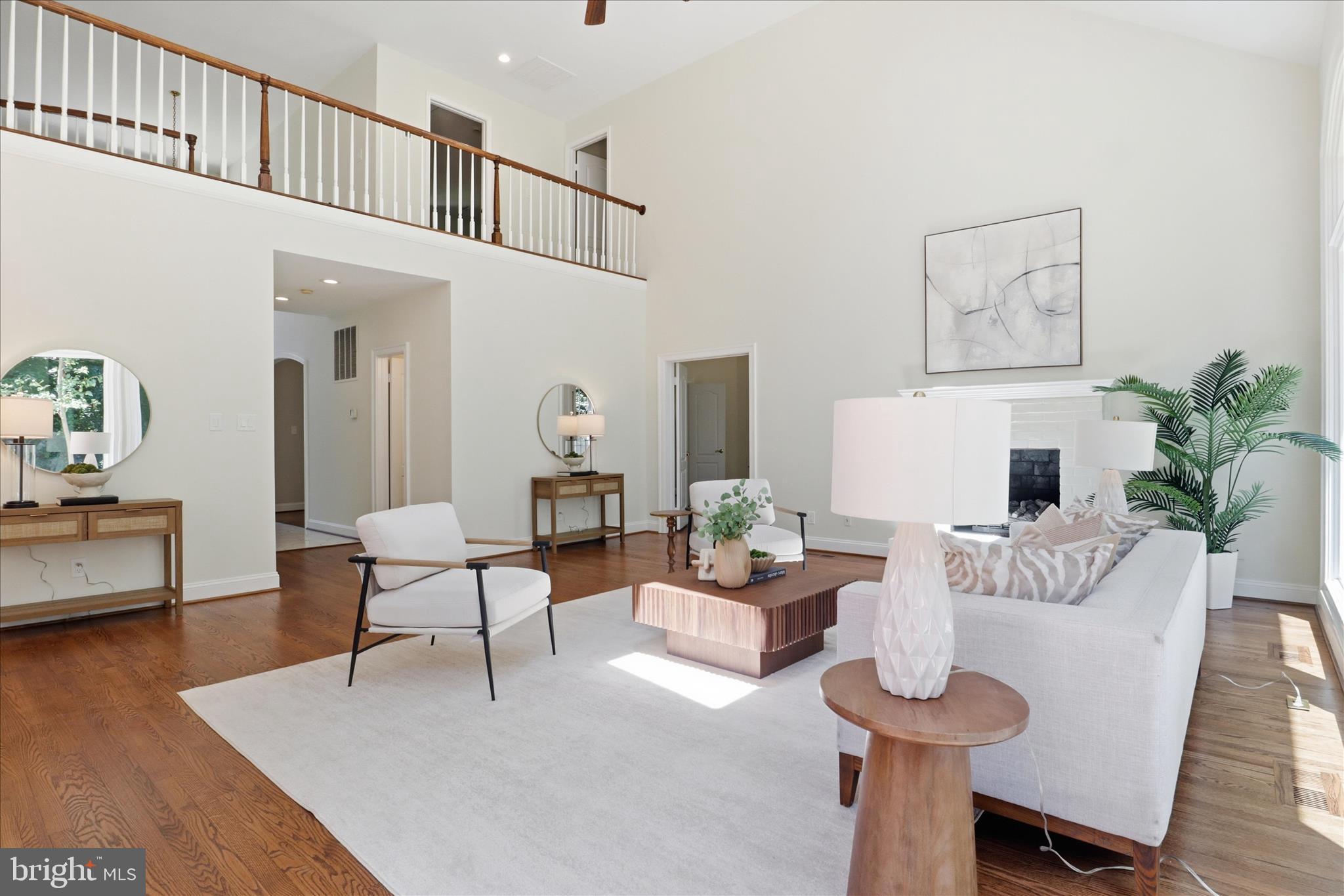 CROSSPOINTE - Residential