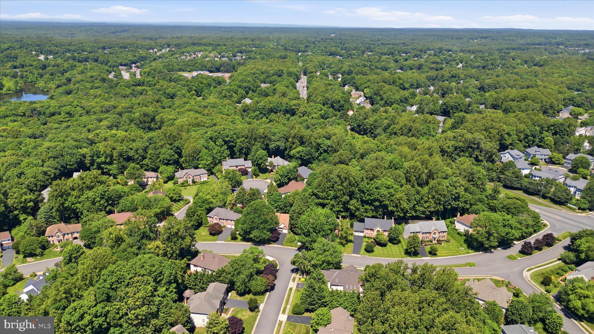 CROSSPOINTE - Residential