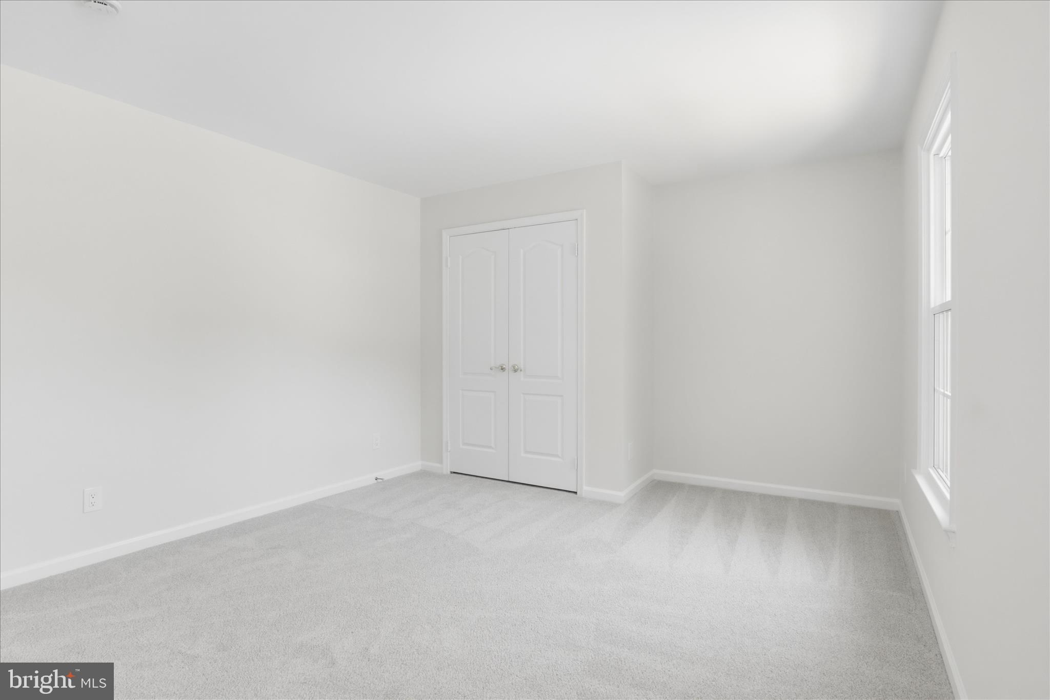 CROSSPOINTE - Residential