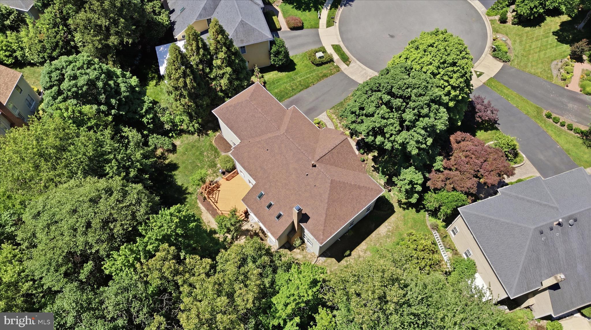 CROSSPOINTE - Residential