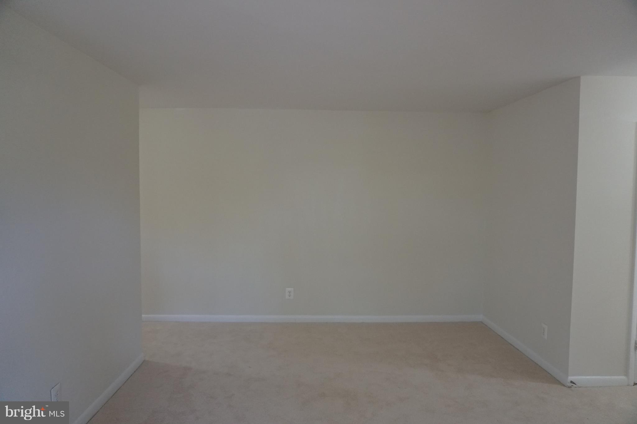 HUNTINGTON WALK - Residential