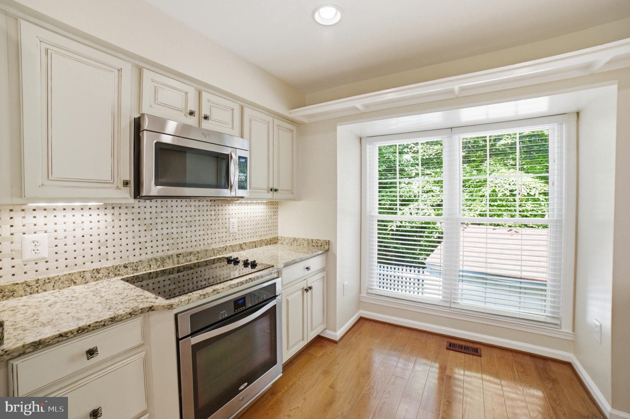 MONTCLAIR - Residential