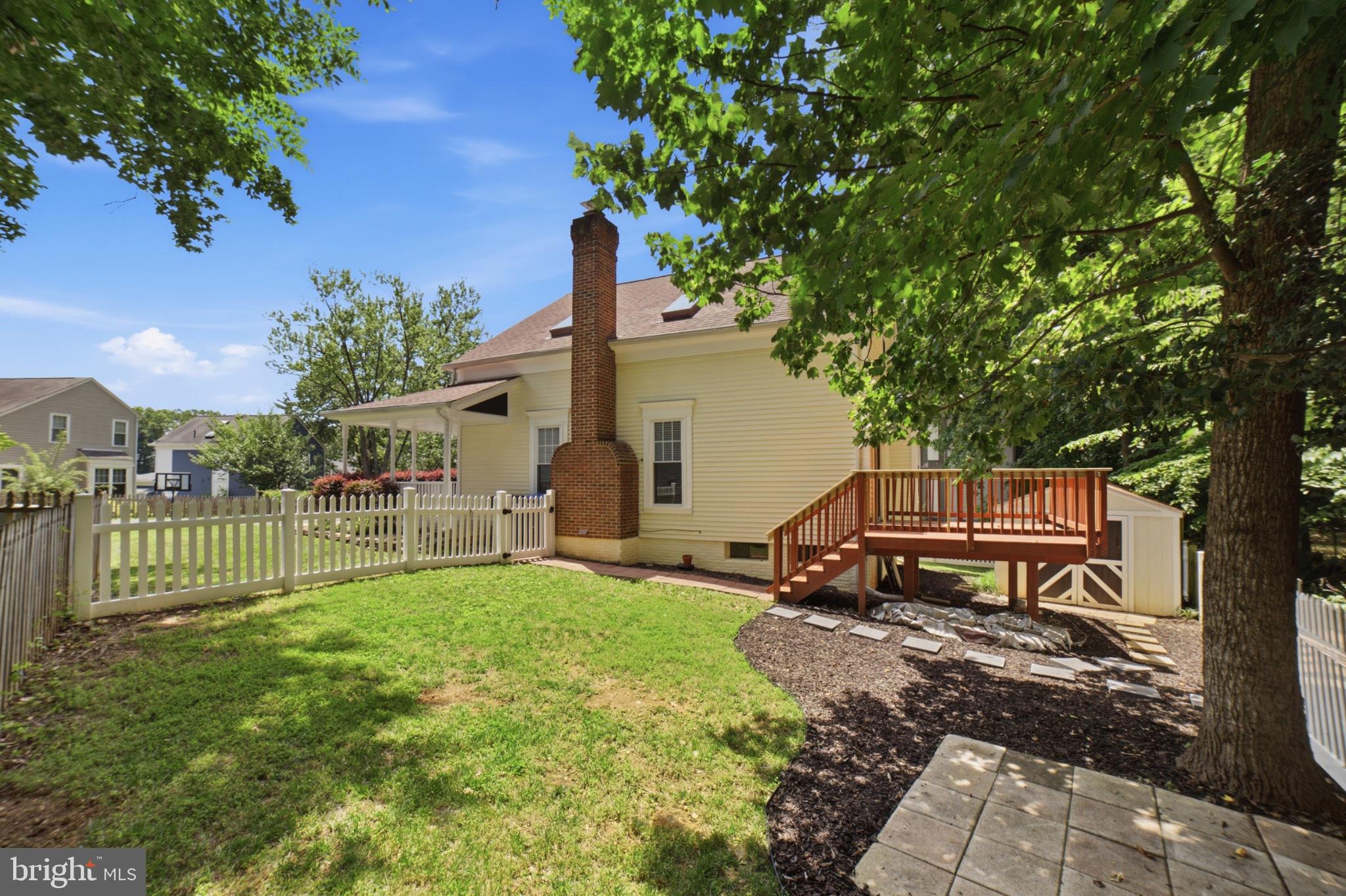 MONTCLAIR - Residential