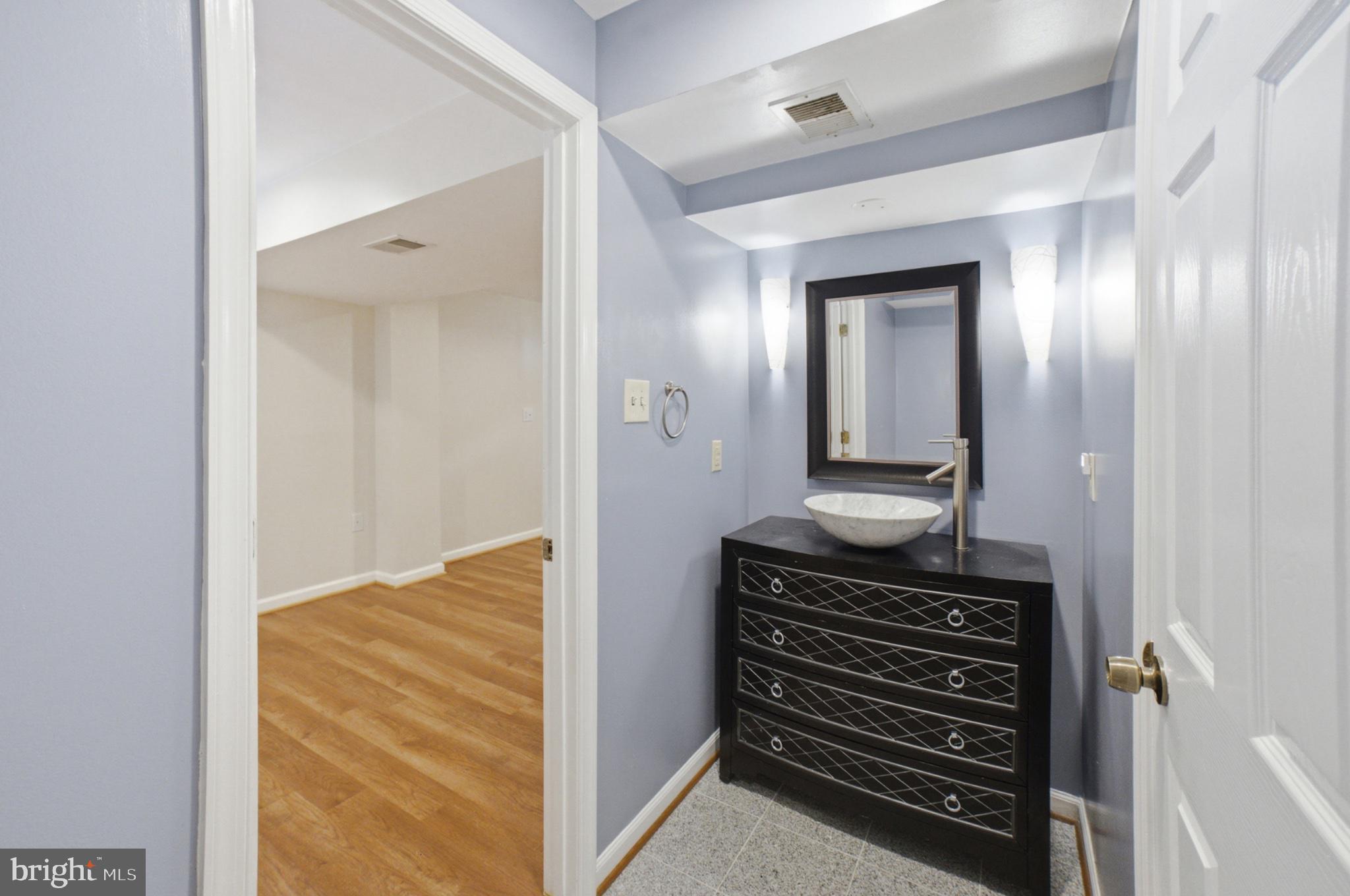 MONTCLAIR - Residential