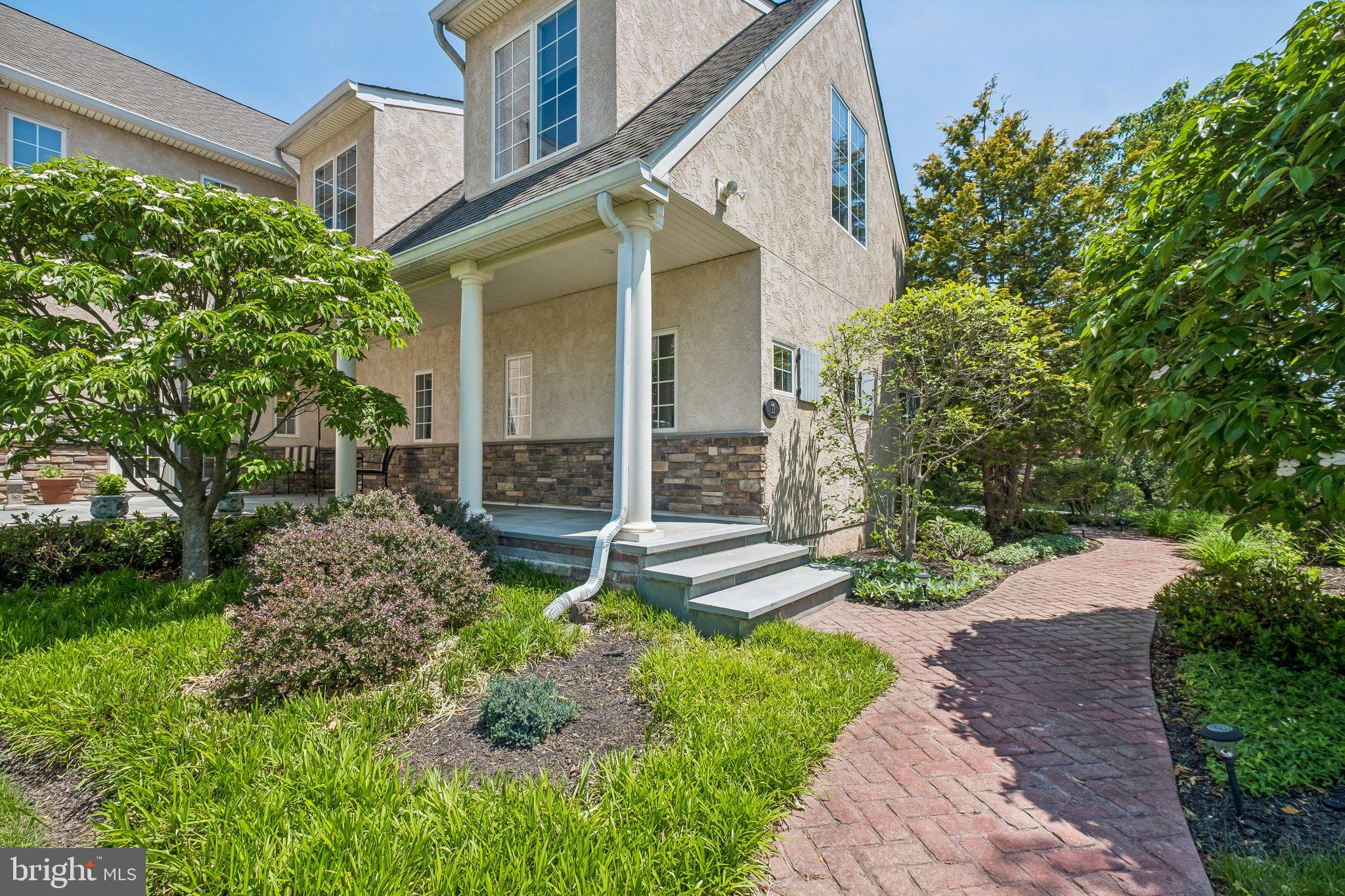 POETS WALK - Residential