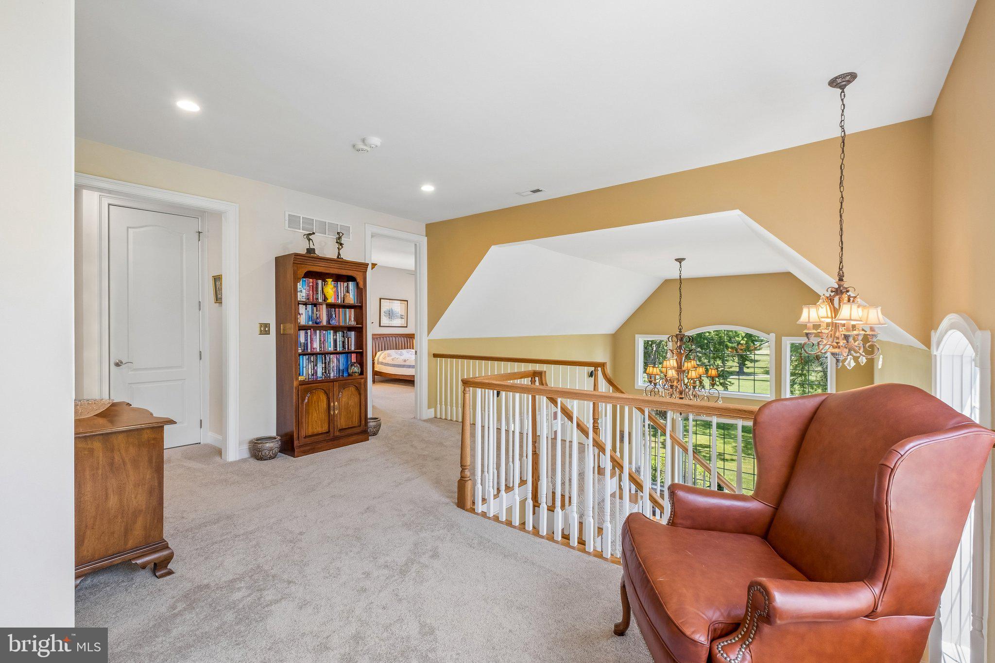 POETS WALK - Residential