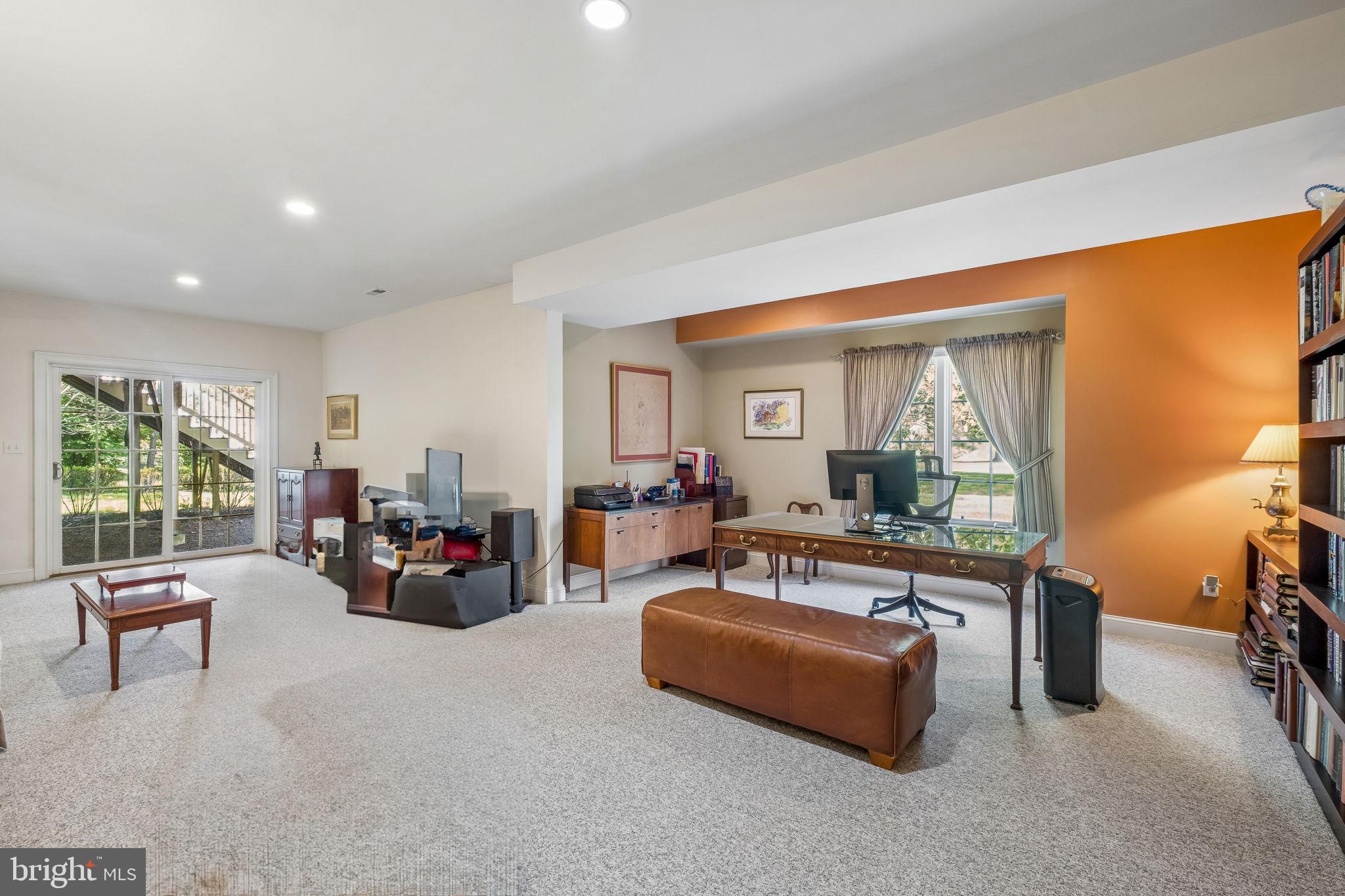 POETS WALK - Residential