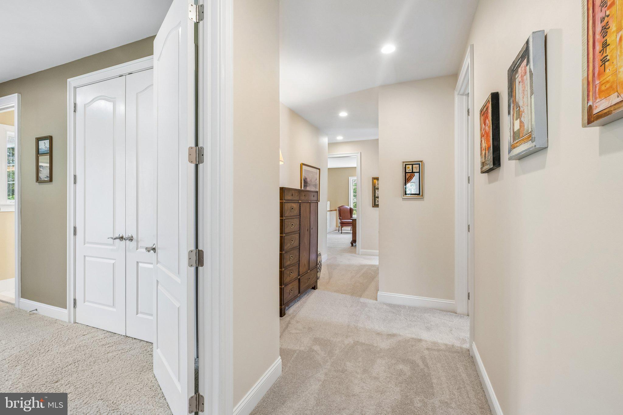 POETS WALK - Residential