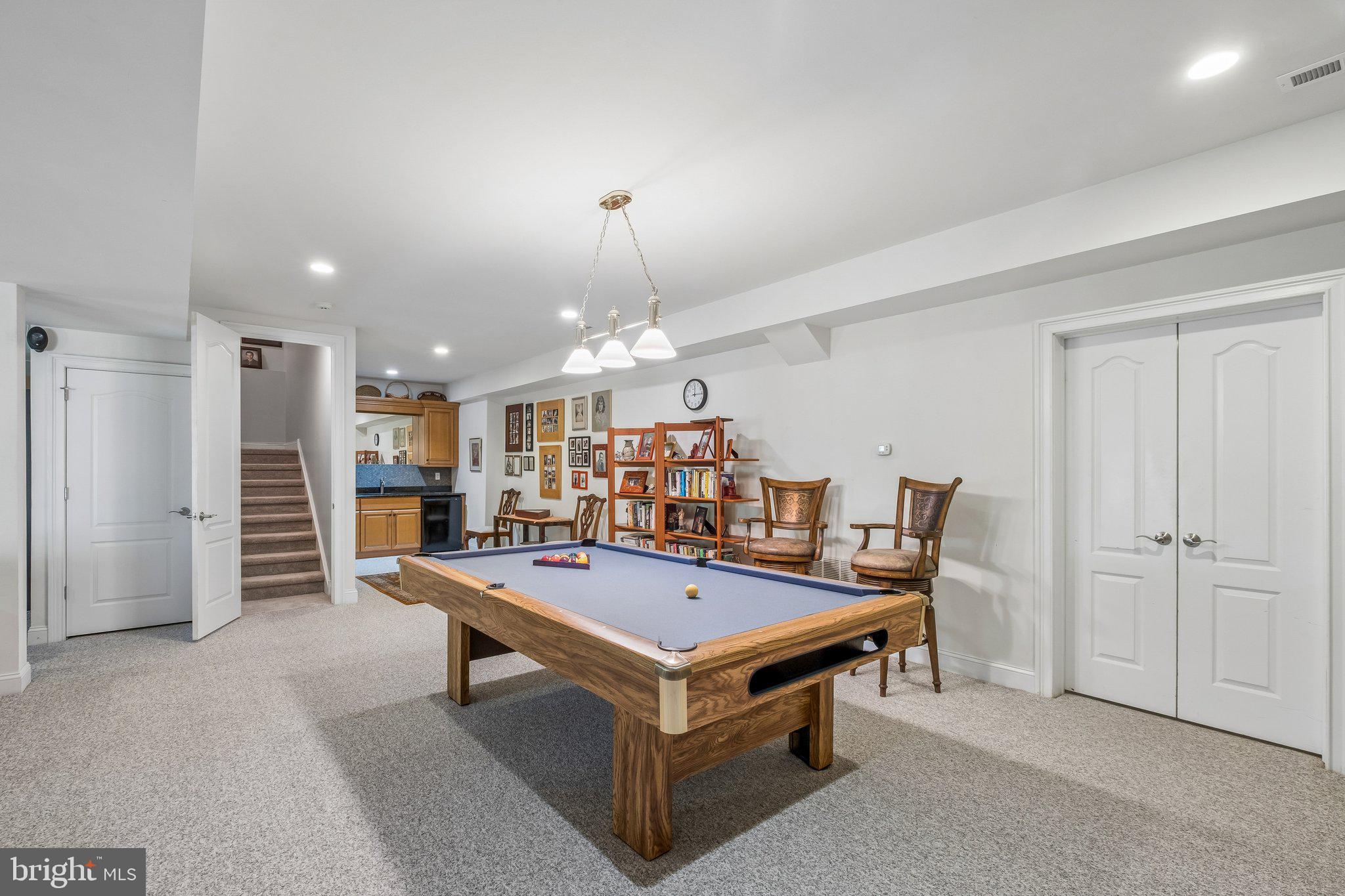 POETS WALK - Residential
