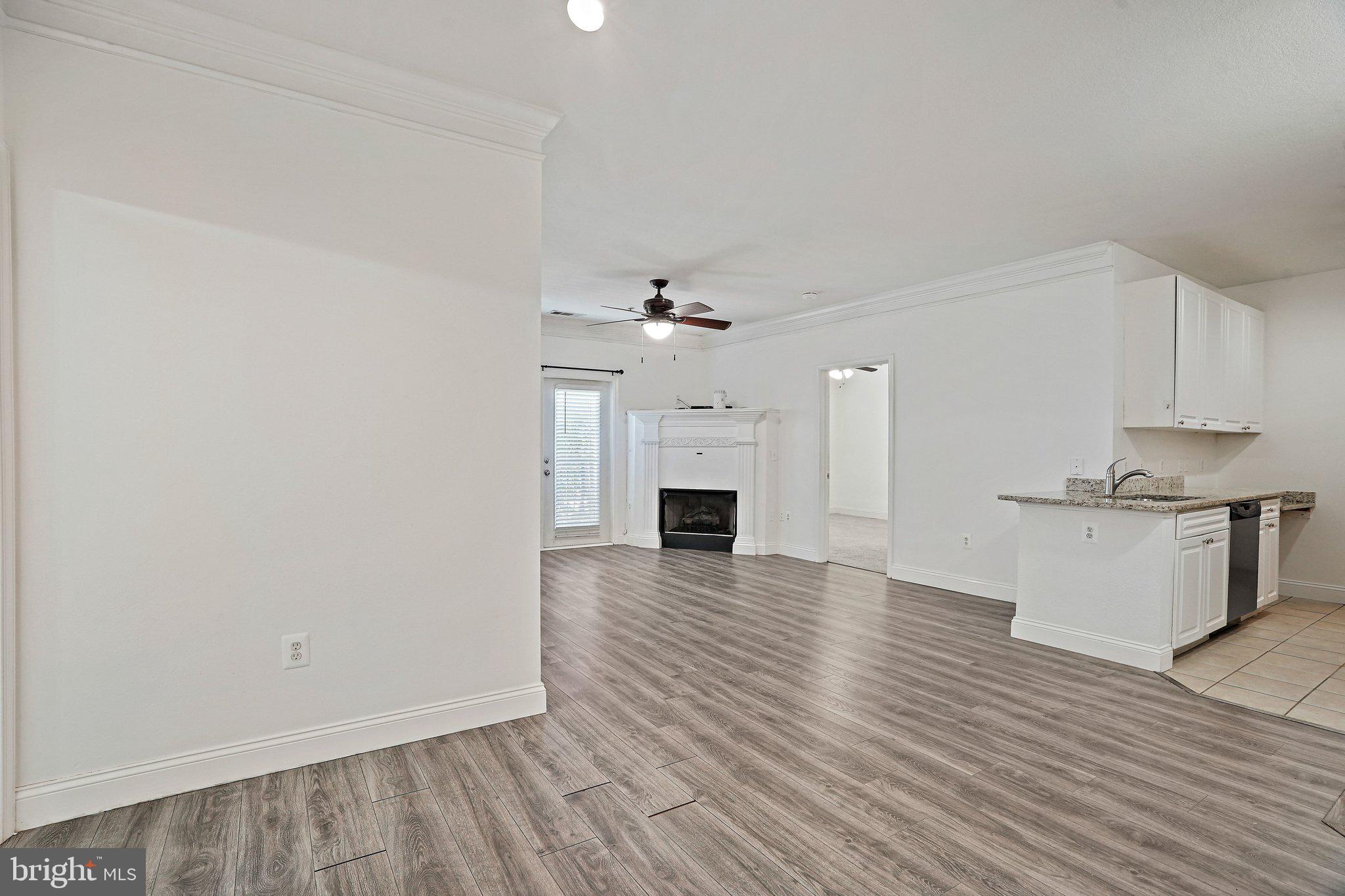 FITZ AT ROCKVILLE TOWN C - Residential