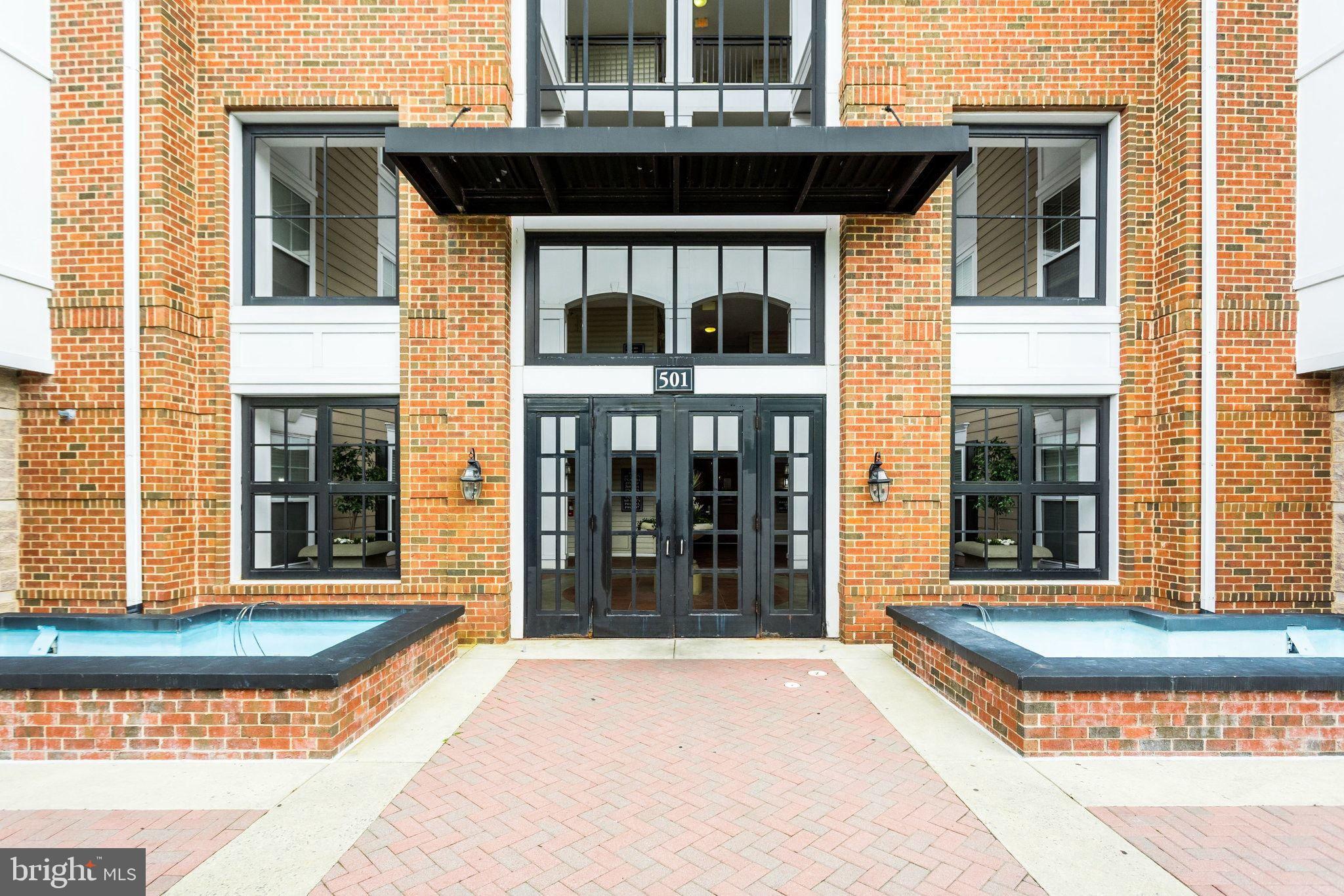 FITZ AT ROCKVILLE TOWN C - Residential