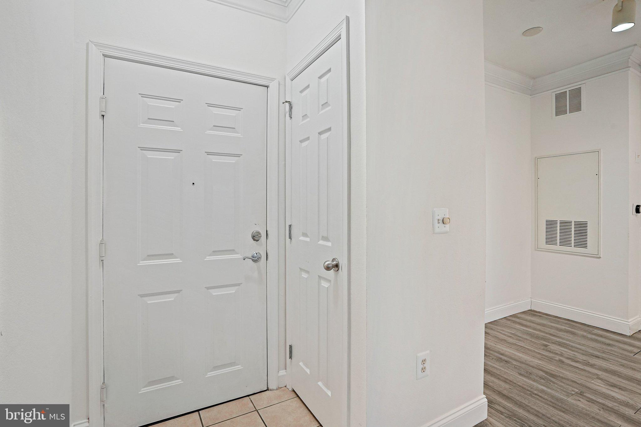 FITZ AT ROCKVILLE TOWN C - Residential