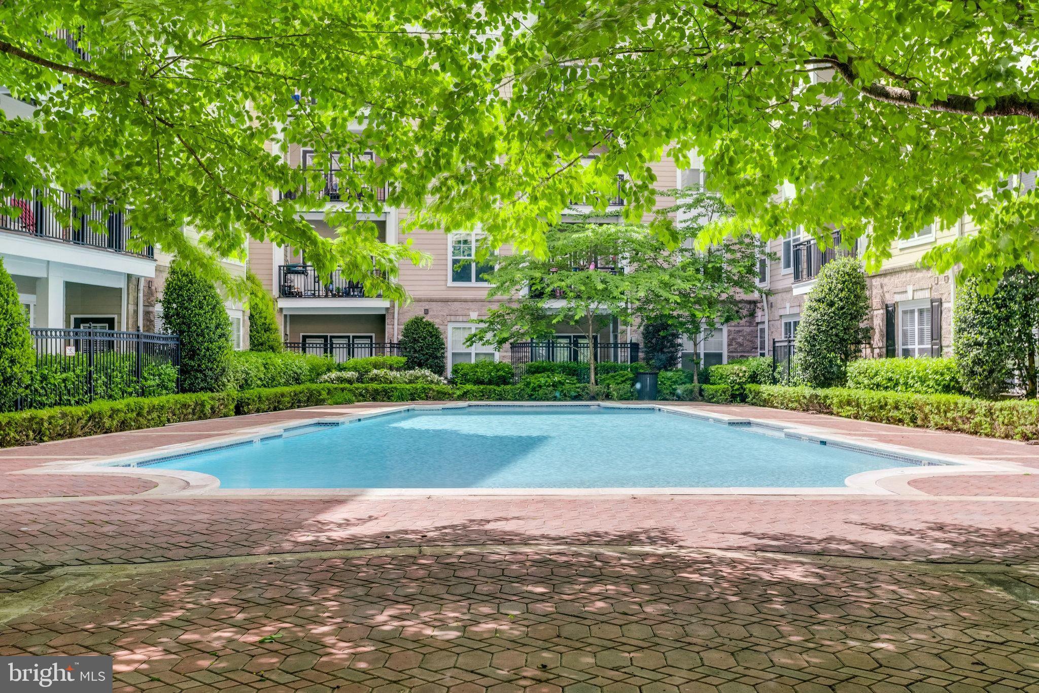 FITZ AT ROCKVILLE TOWN C - Residential