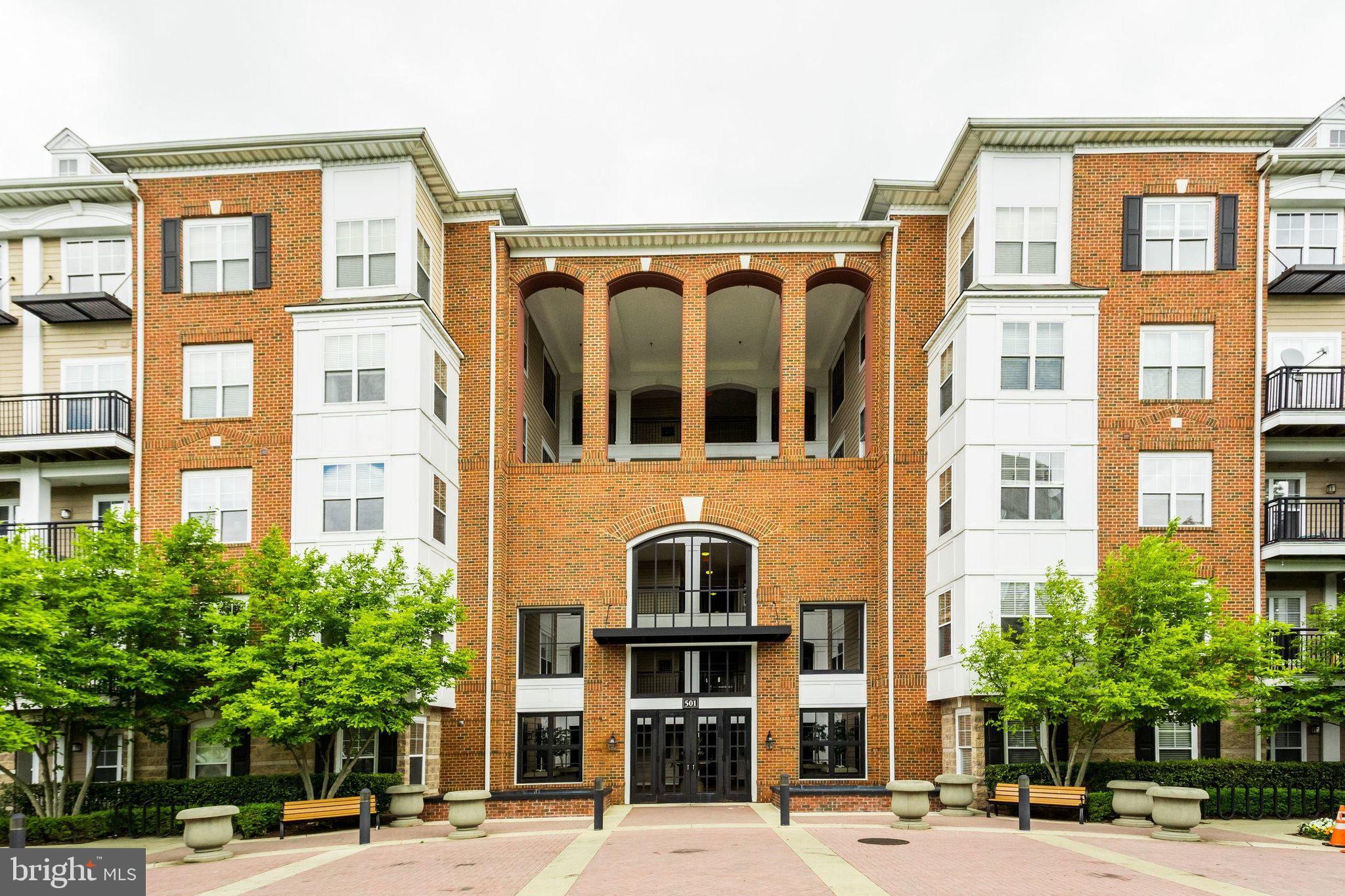 FITZ AT ROCKVILLE TOWN C - Residential