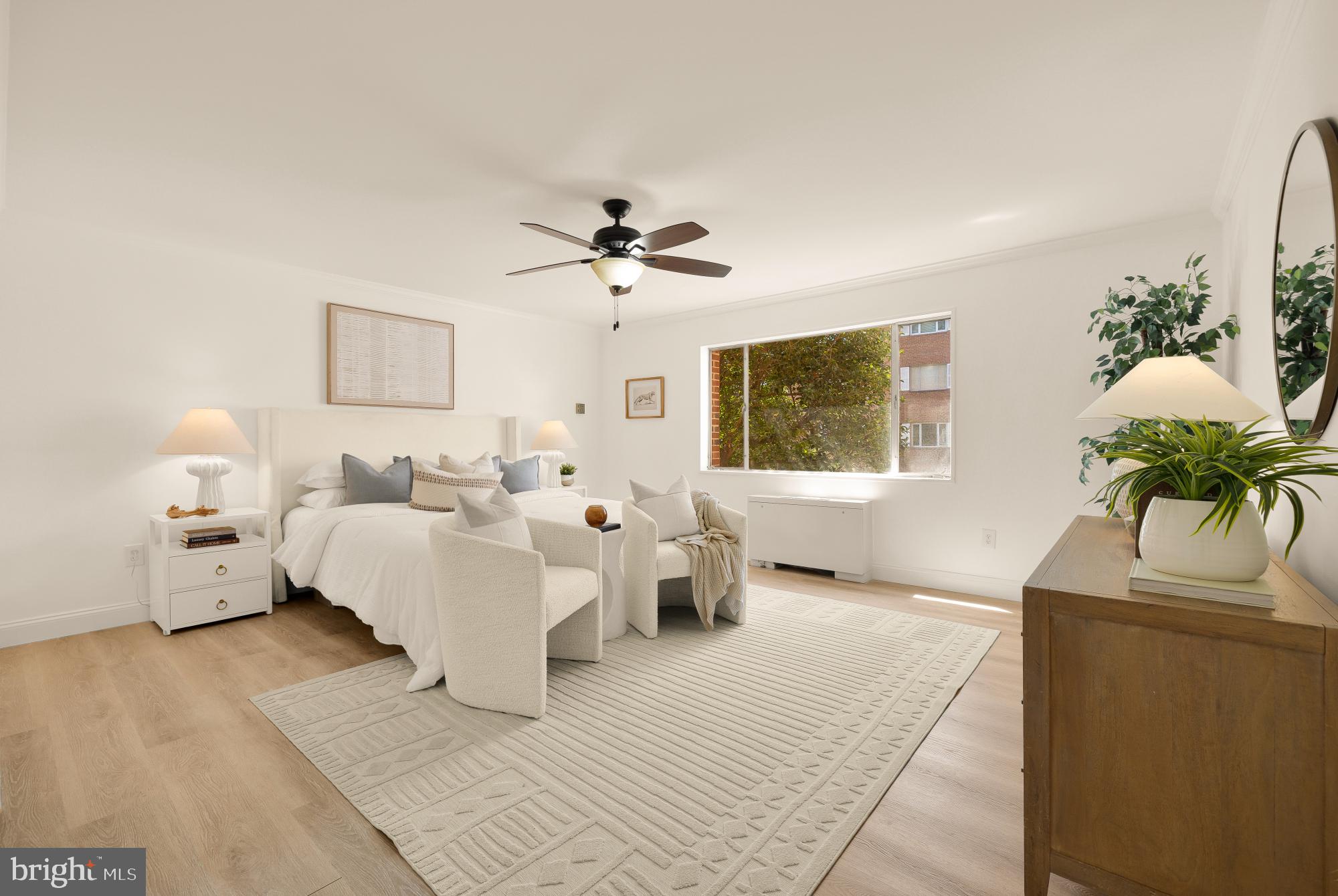 KENWOOD PLACE - Residential