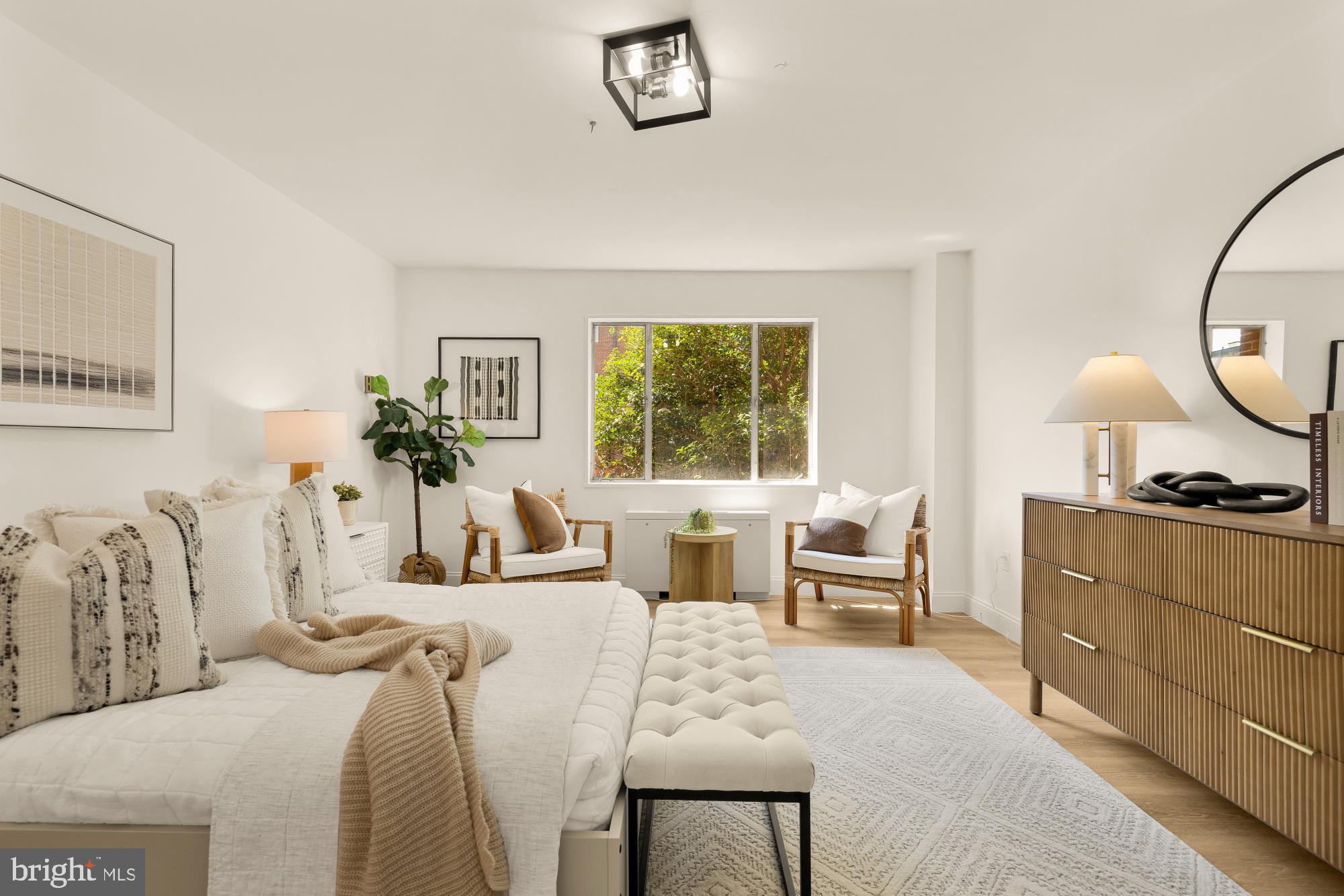 KENWOOD PLACE - Residential