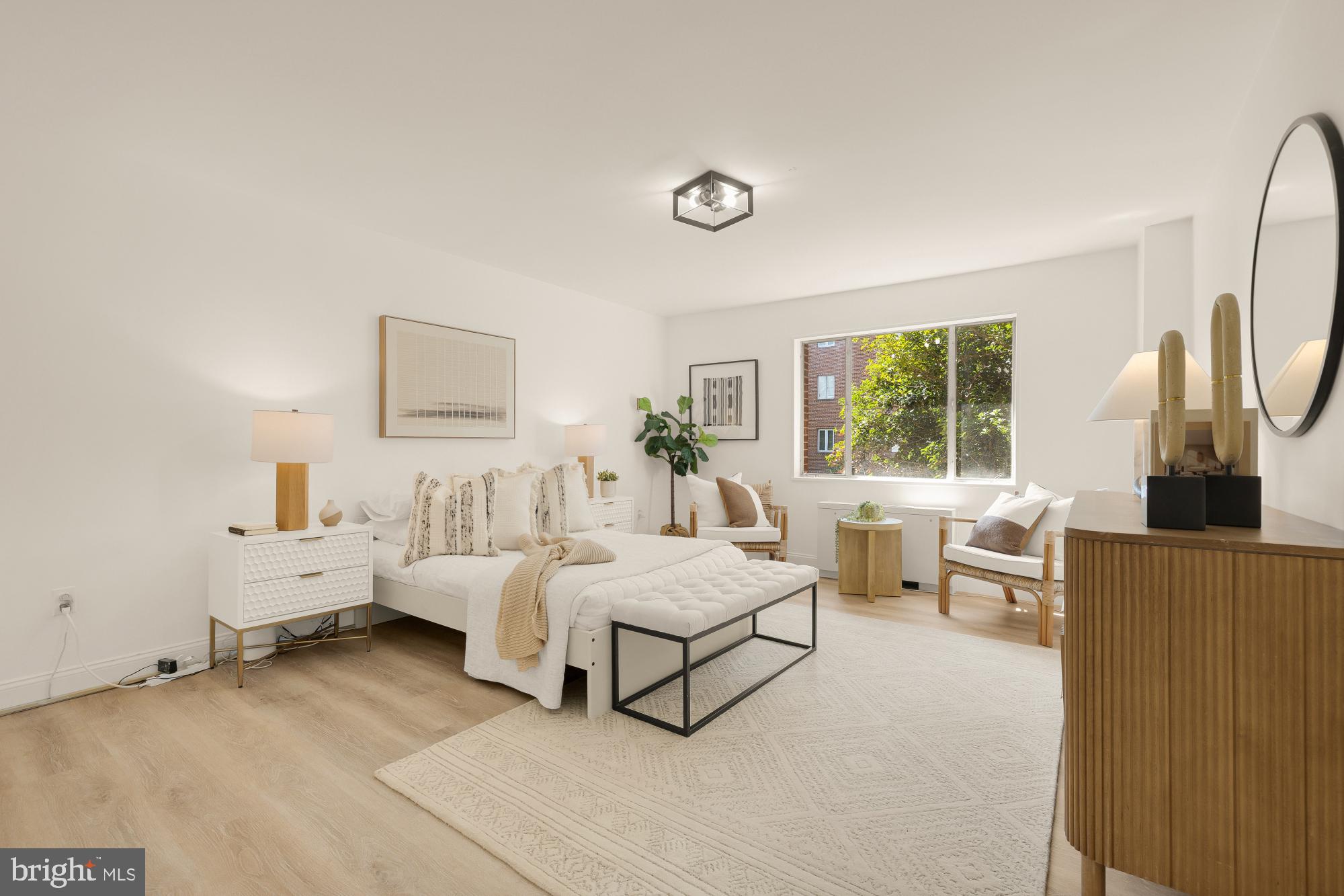 KENWOOD PLACE - Residential