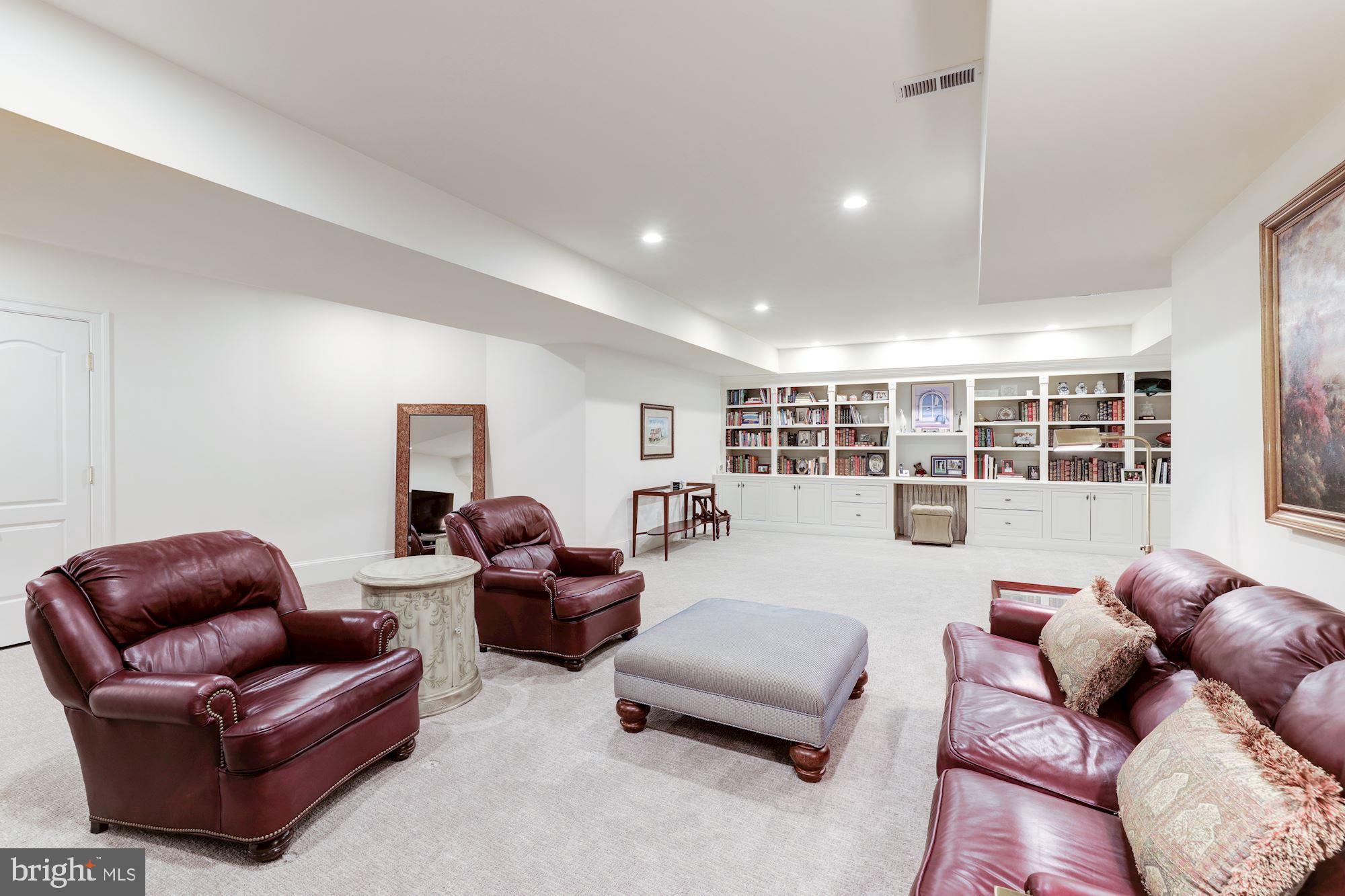 EVANS FARM - Residential