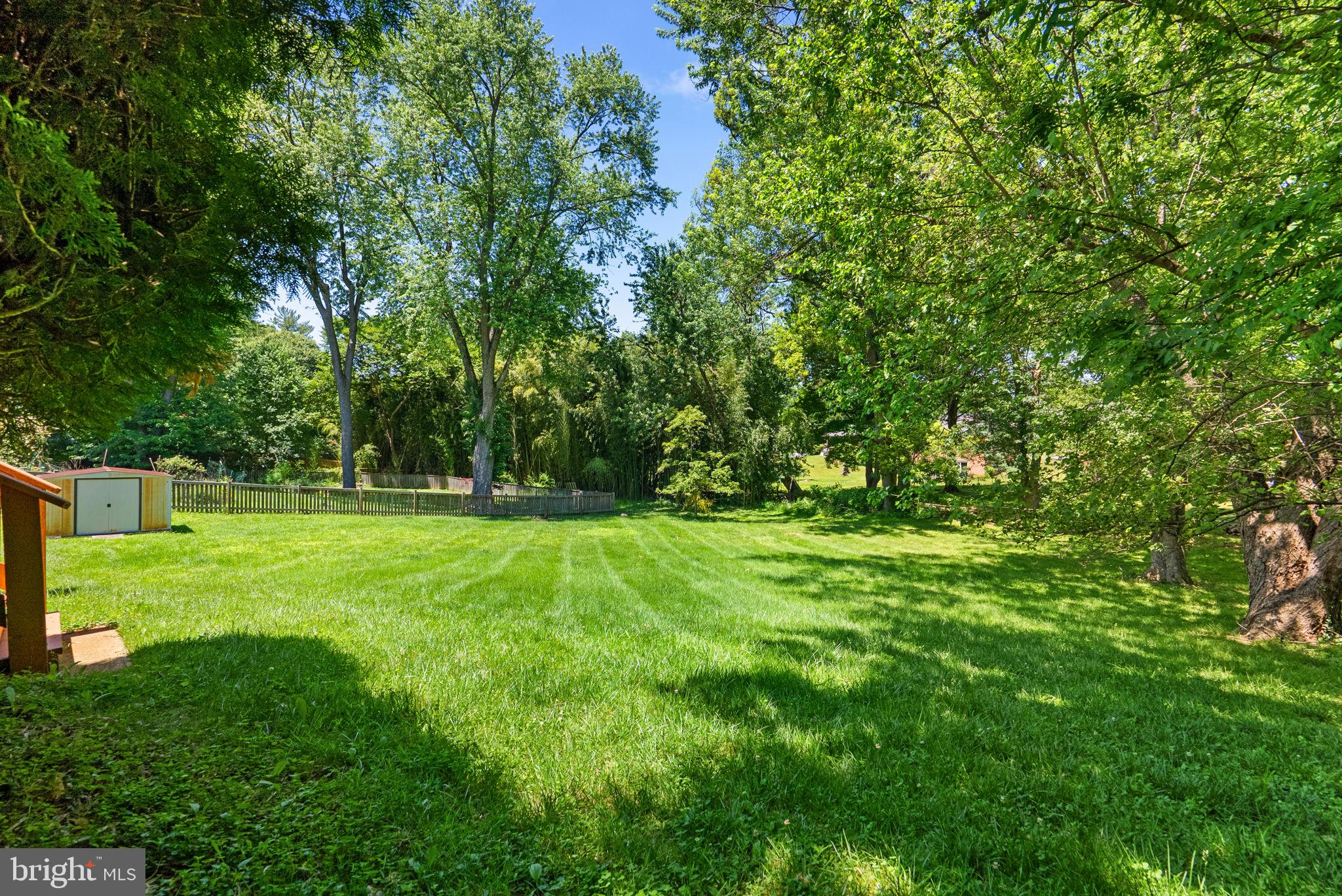 WILLIAMSBURG VILLAGE - Residential