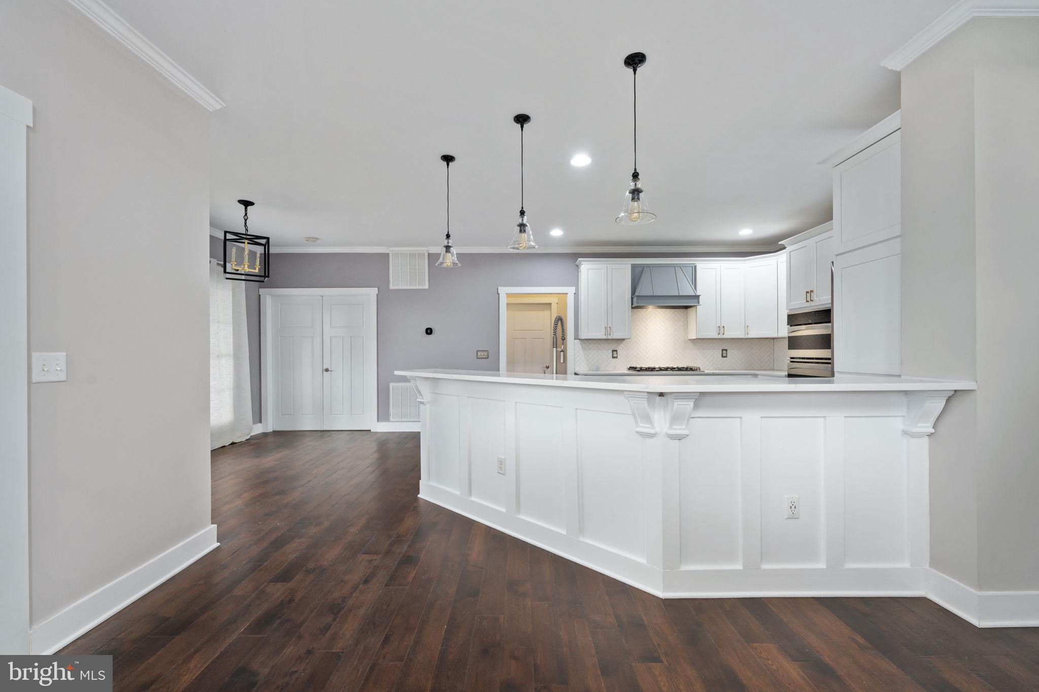 LONG VIEW SHORES - Residential