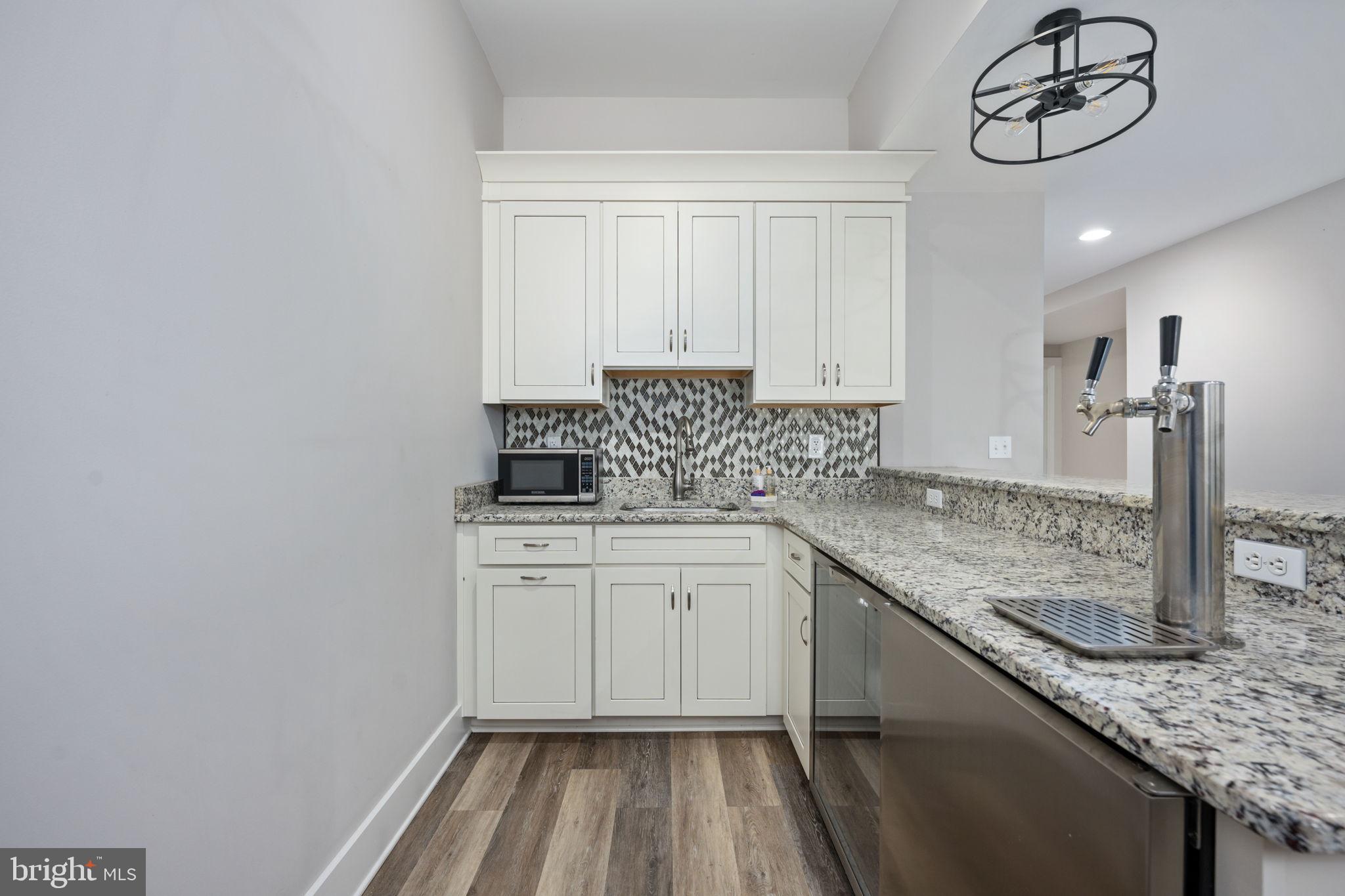 LONG VIEW SHORES - Residential
