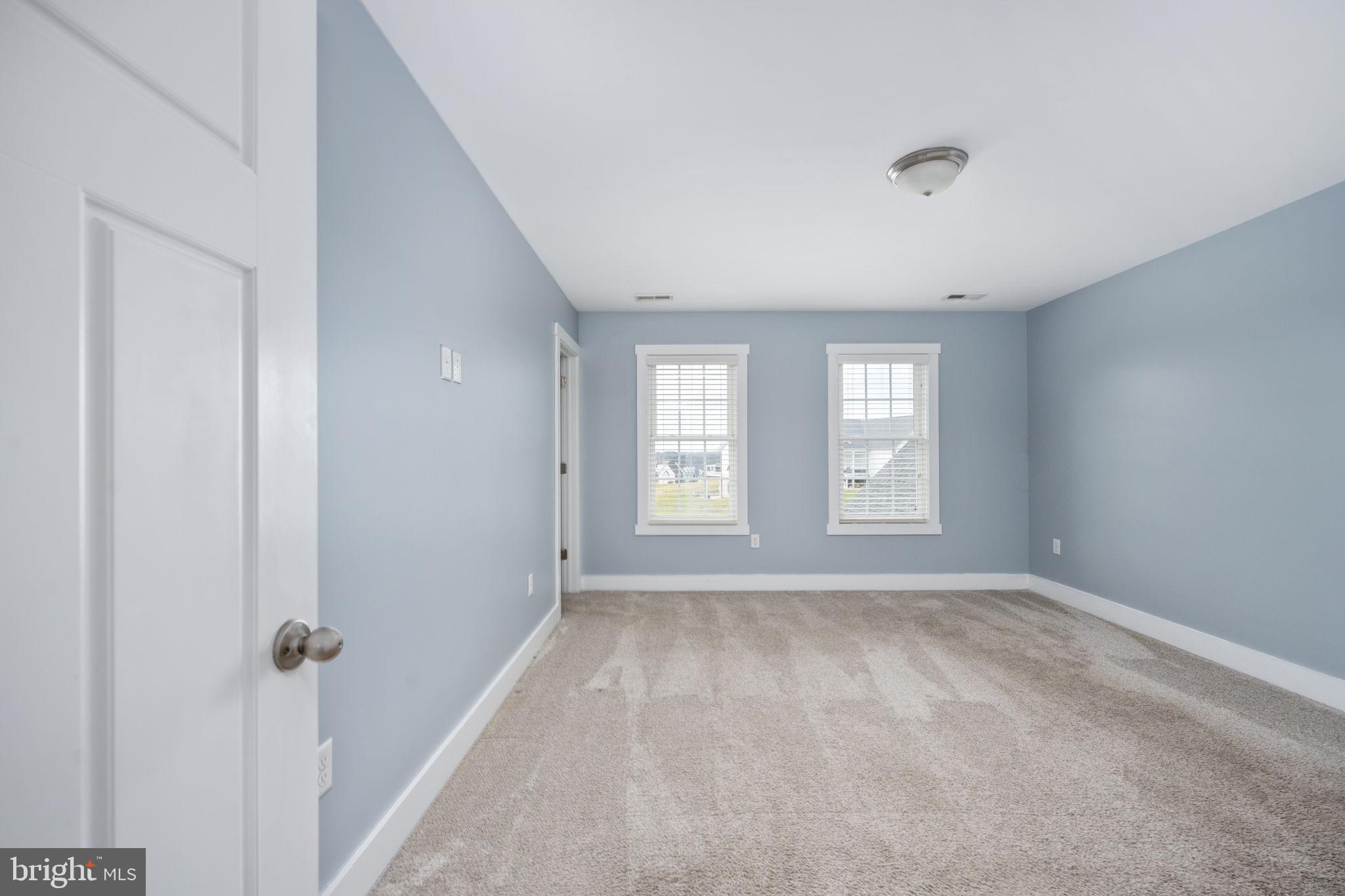 LONG VIEW SHORES - Residential