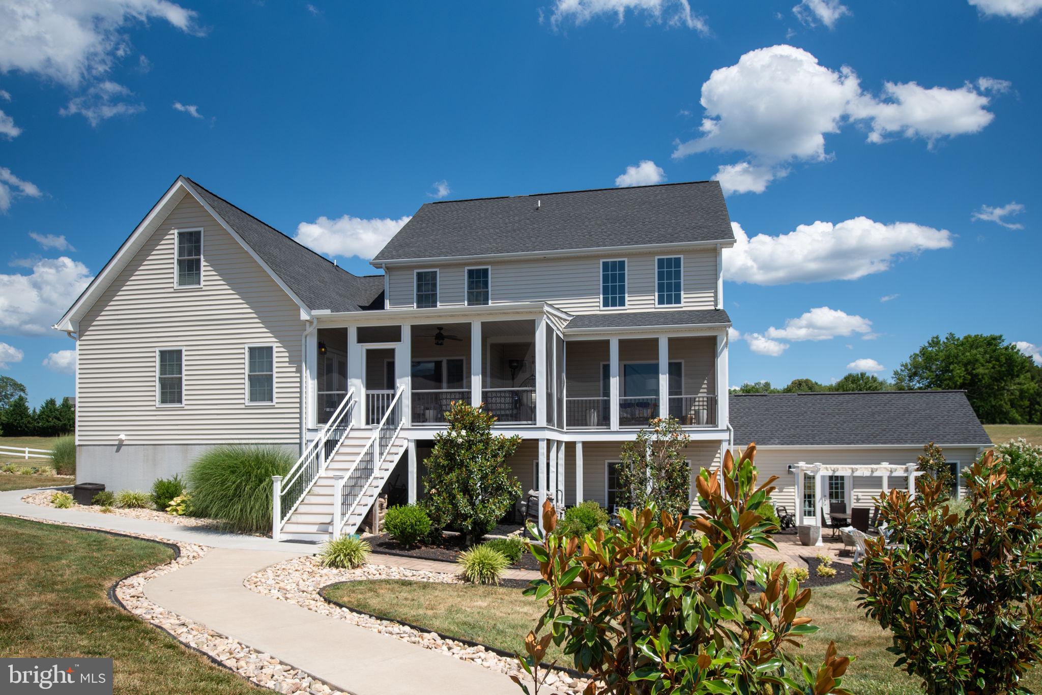 LONG VIEW SHORES - Residential