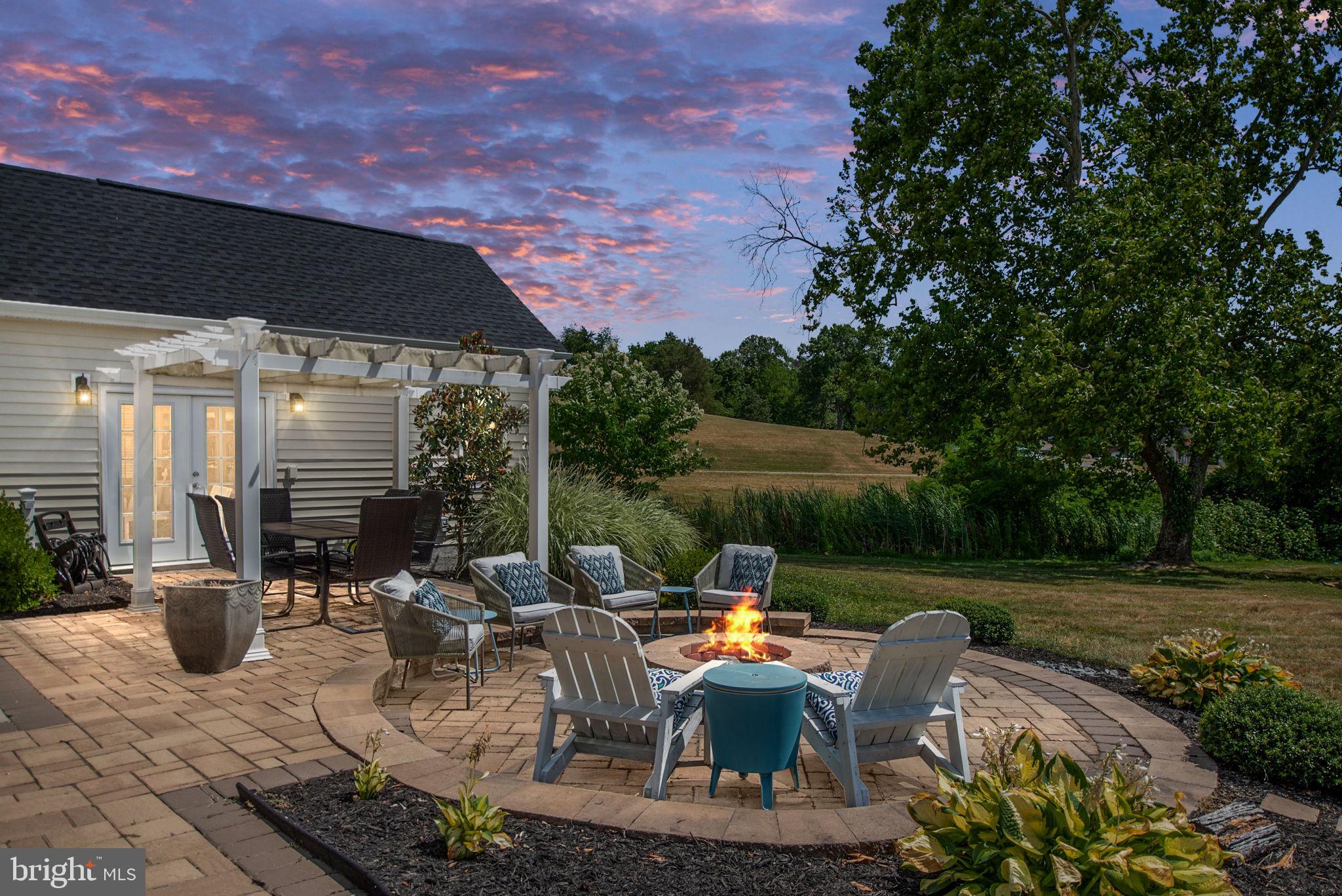 LONG VIEW SHORES - Residential