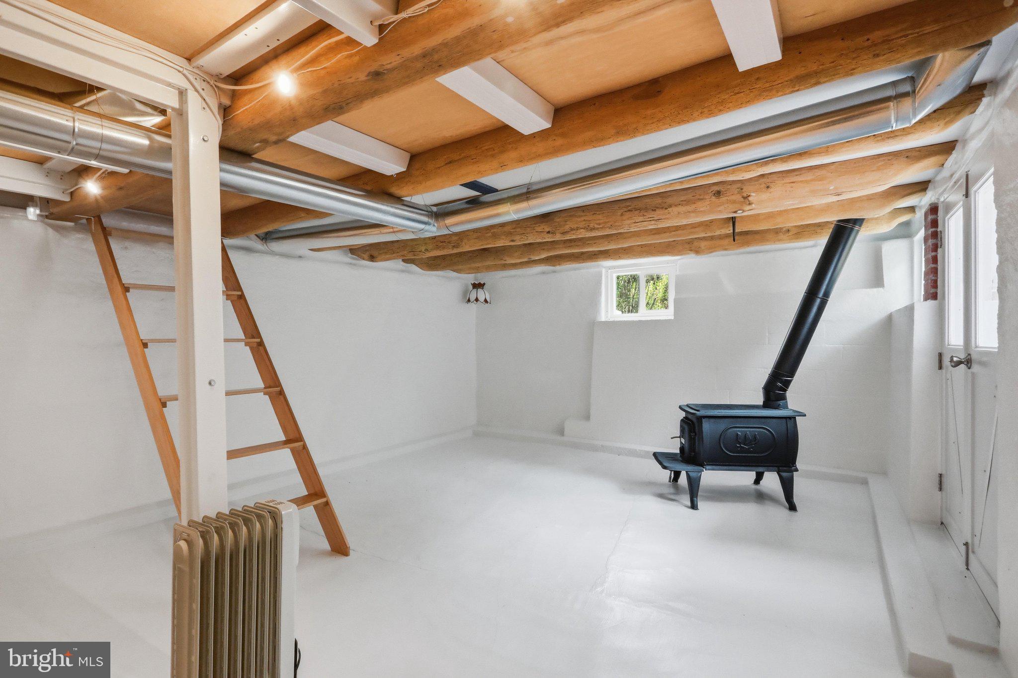 SAND PLACE ACRES - Residential