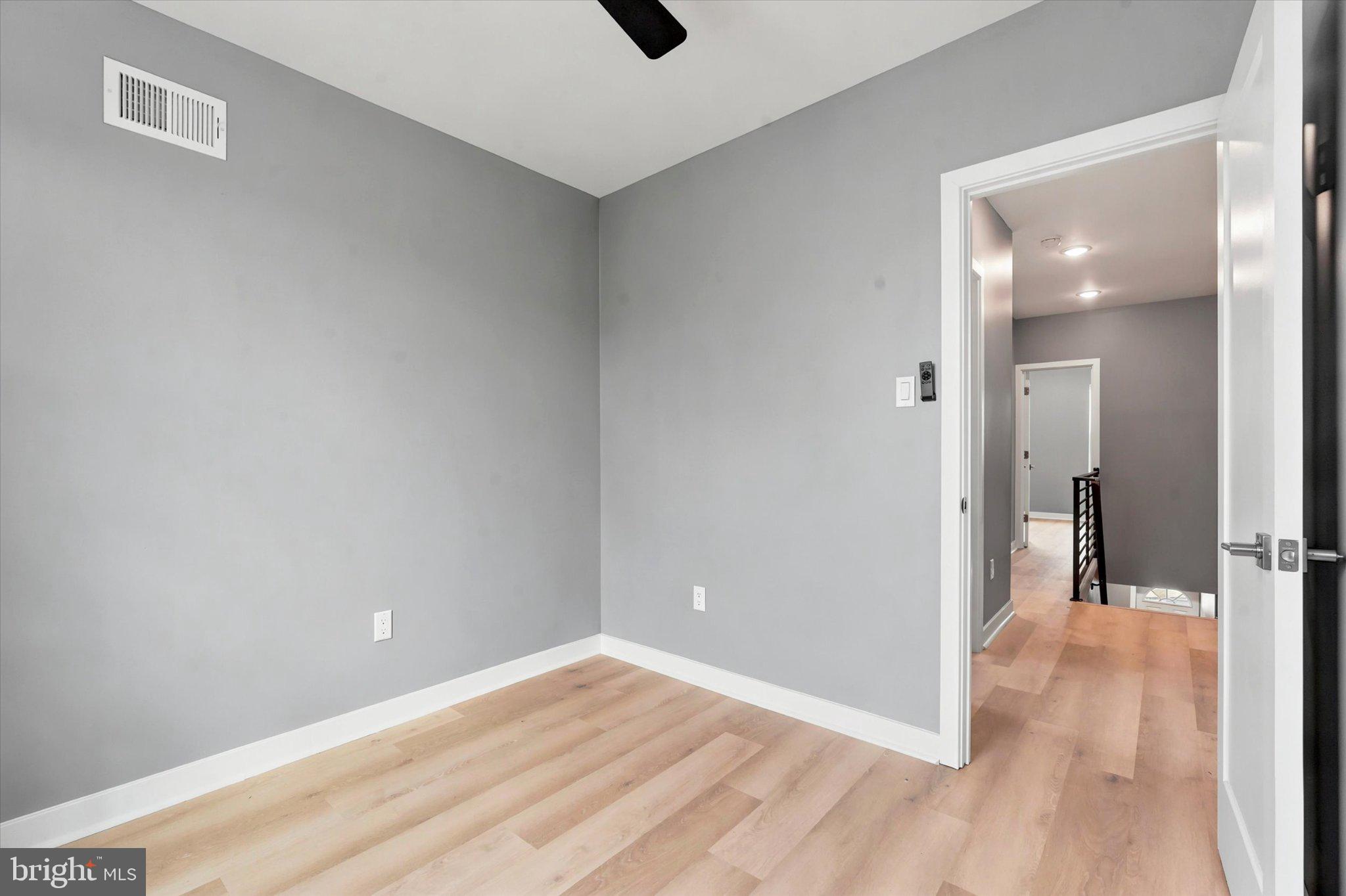 PORT RICHMOND - Residential
