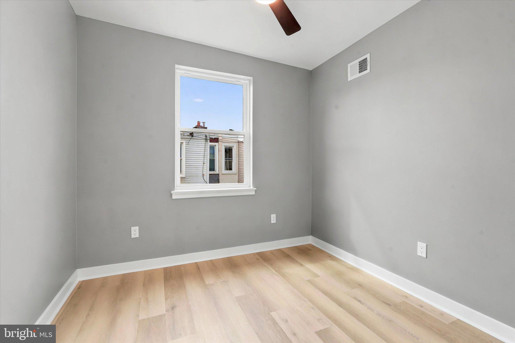 PORT RICHMOND - Residential