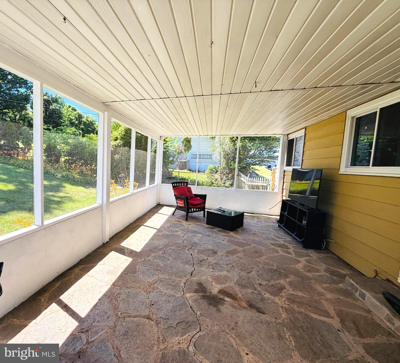 WYNNEWOOD - Residential